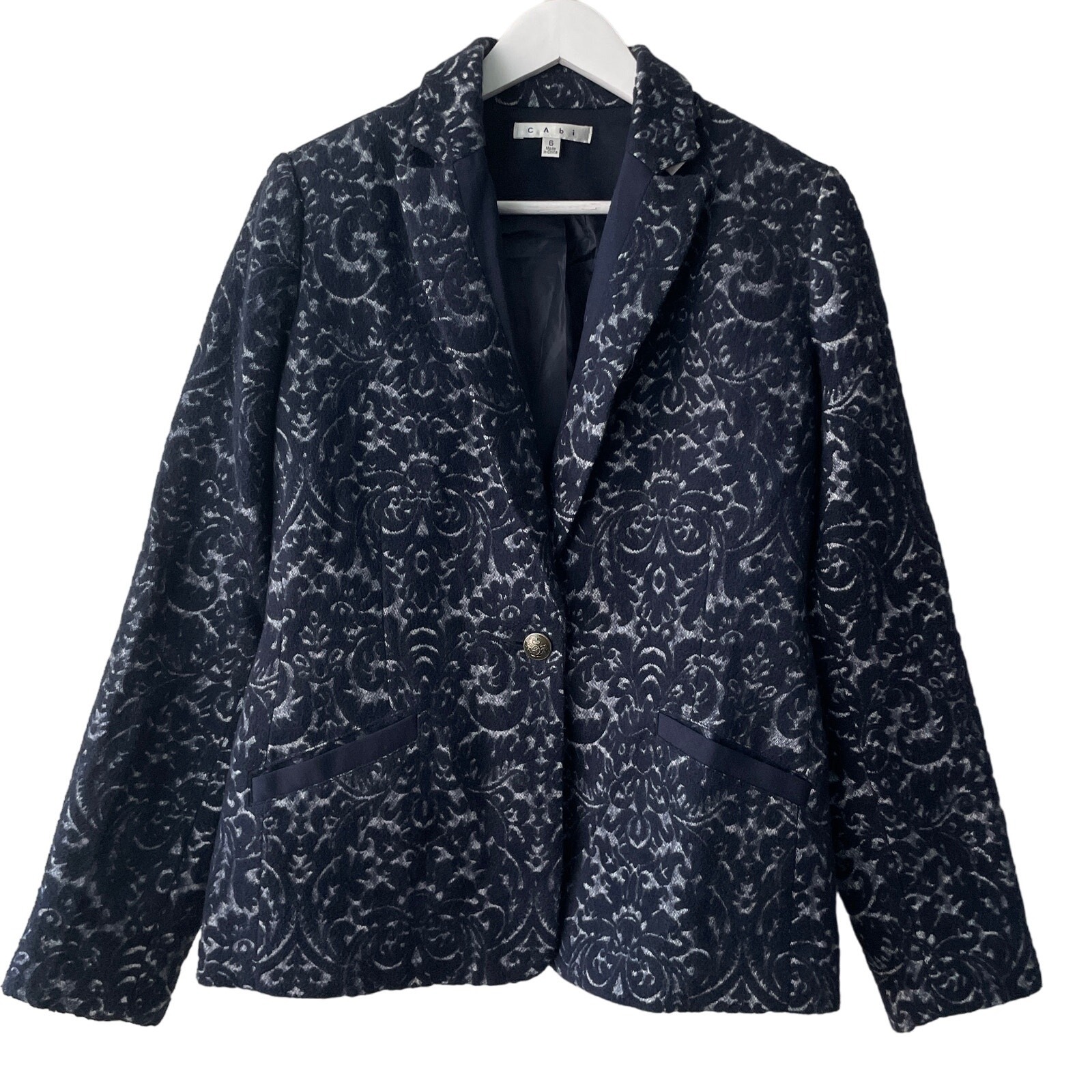 Cabi Black & Beige Burnout Velvet Notch Collar Long Sleeve Blazer Jacket -Size 6
