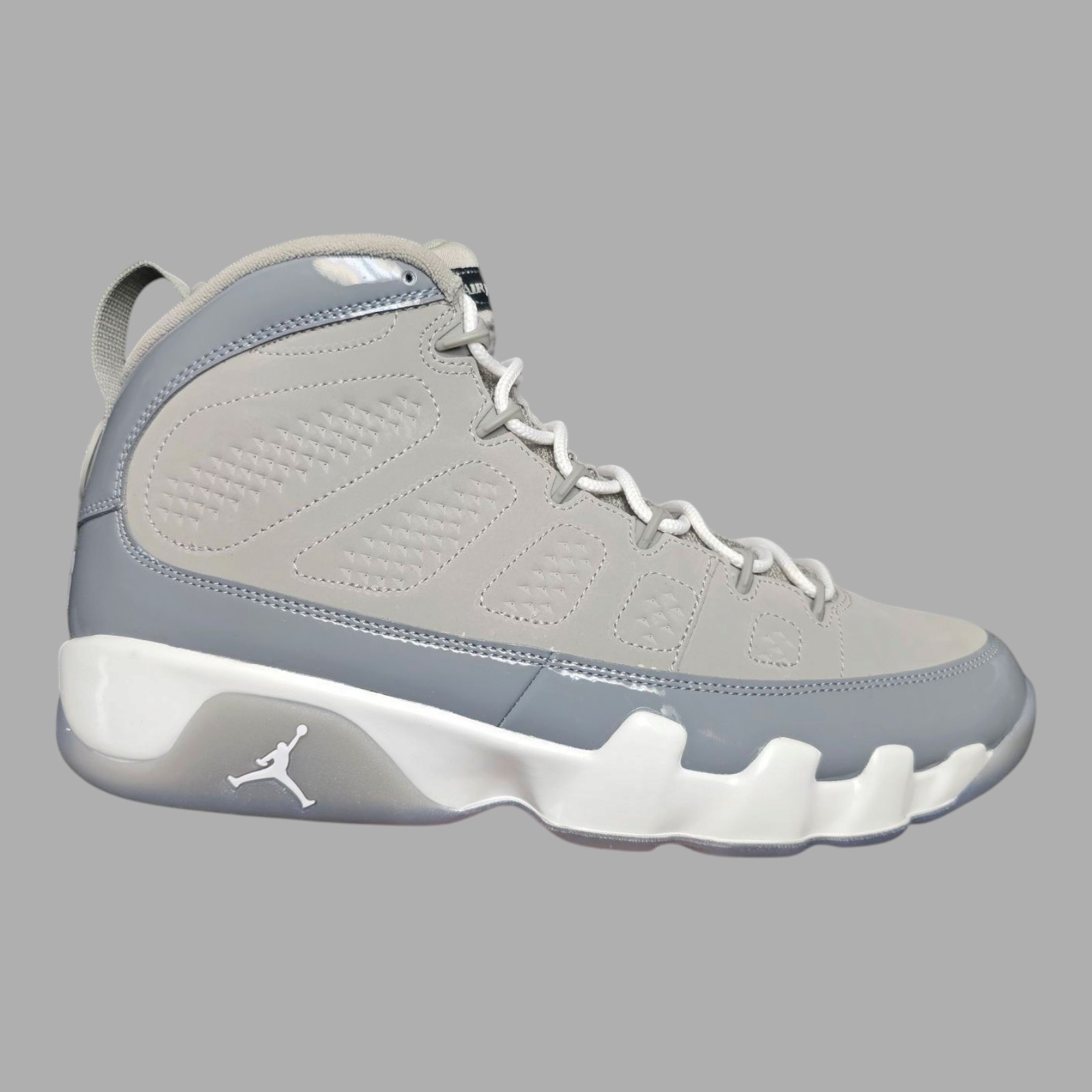 NEW Nike Air Jordan 9 Retro Cool Grey 2025 Size 12 Men's/13.5 Women's HV4794-011