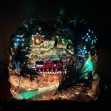 CHRISTMAS Fiber Optic Light Up Changing Colors Winter Village Town