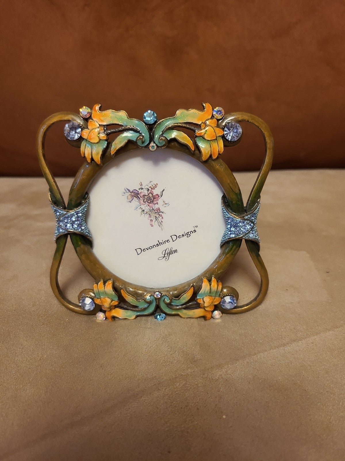 Vintage Lefton picture frame