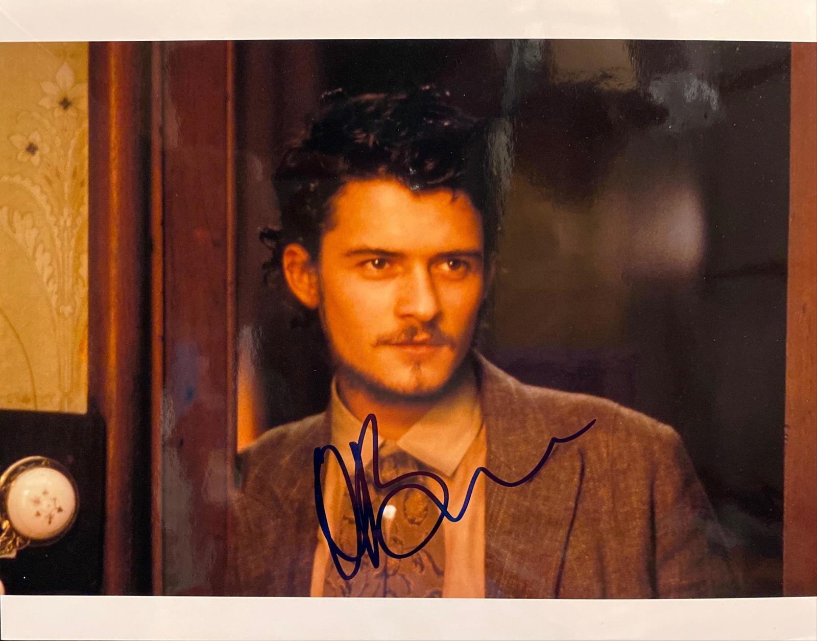 Signed Orlando Bloom Movie Photo - Hollywood Memorabilia