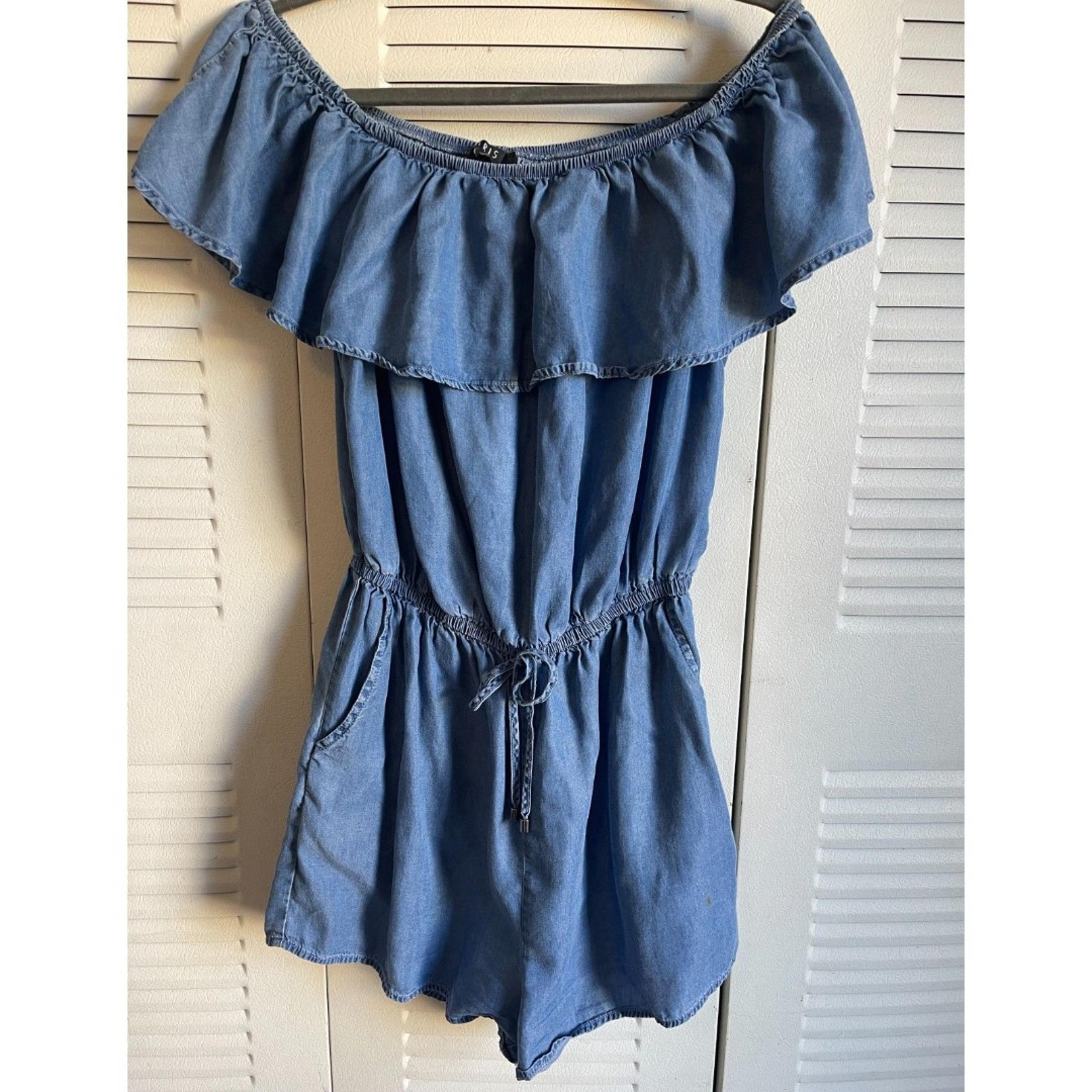 IRIS Woman’s Off-the-shoulder Denim Romper Large Size with Pockets & Drawstring