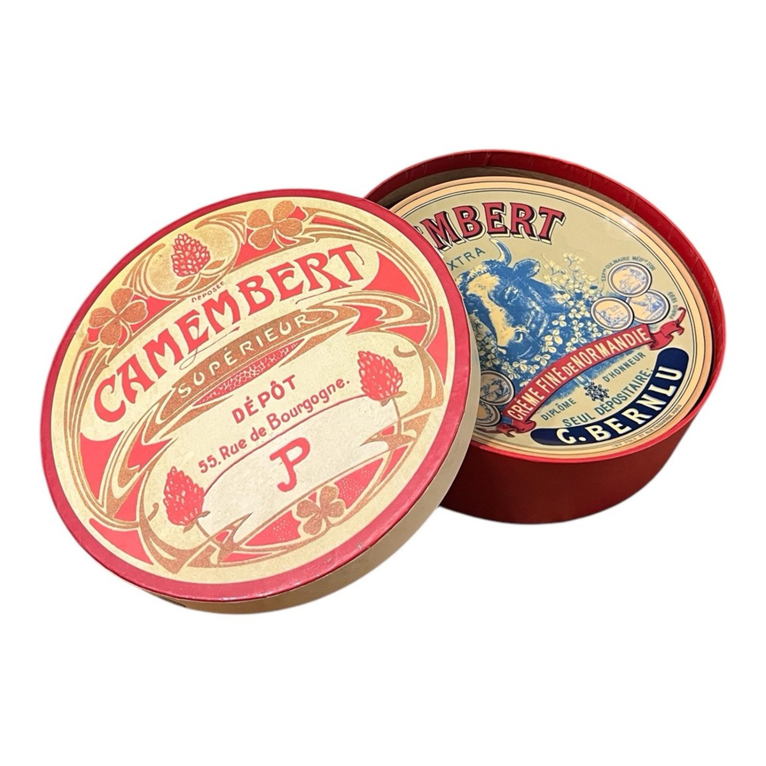 BIA Cordon Bleu Camembert Superieur Paris France- 8" Plates Set of 4 in Box