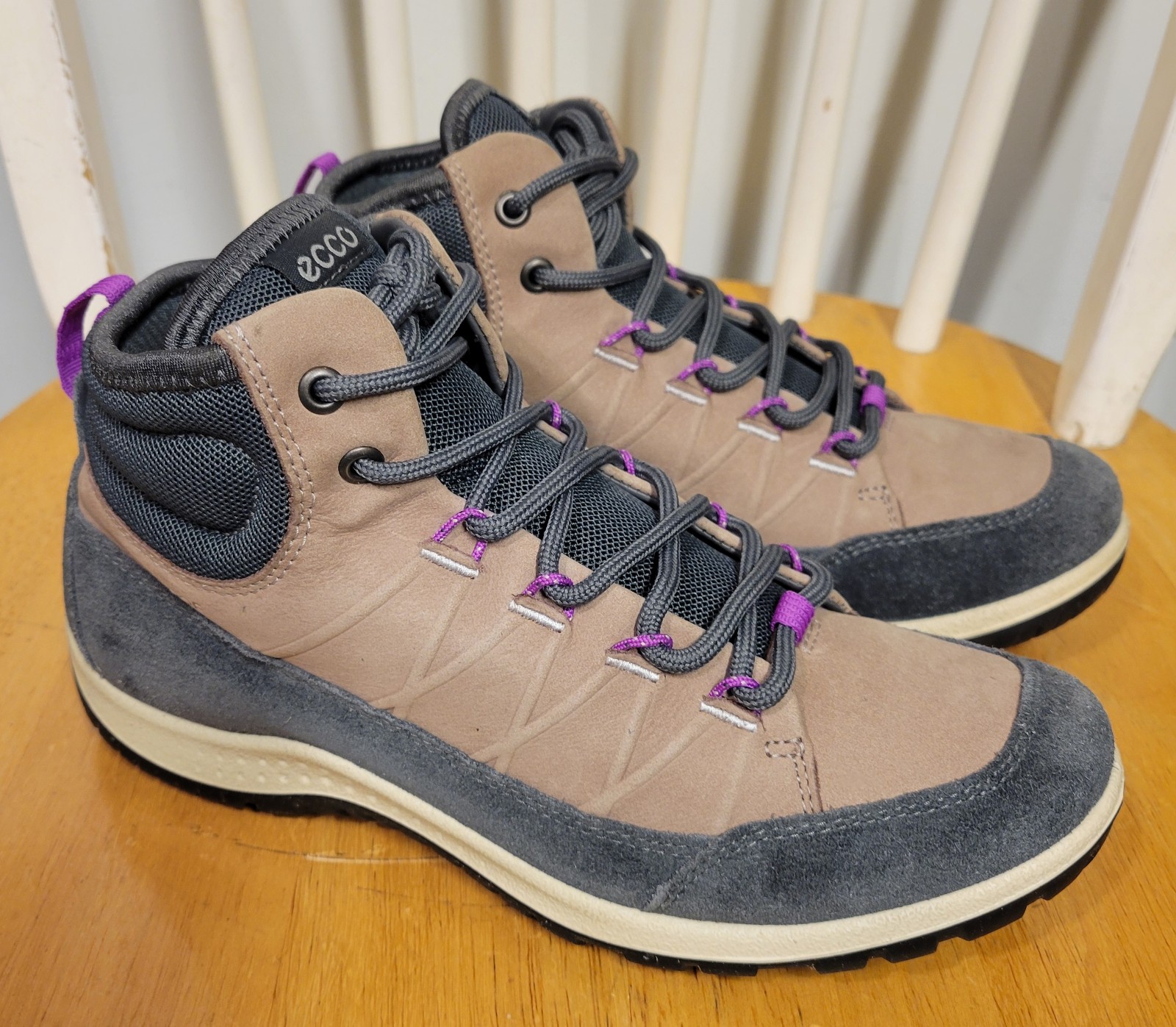Ecco Girls Youth Aspina Hydromax Hiking Winter Pink/Grey Suede Boots Sz 4 - 4.5