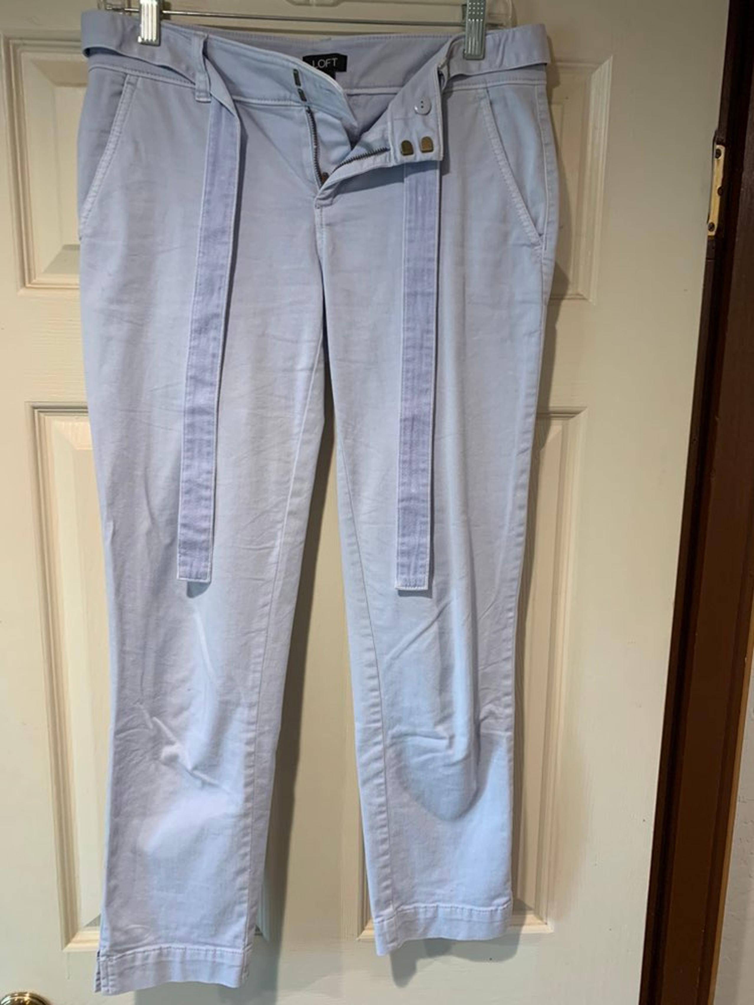 Light blue cropped pants