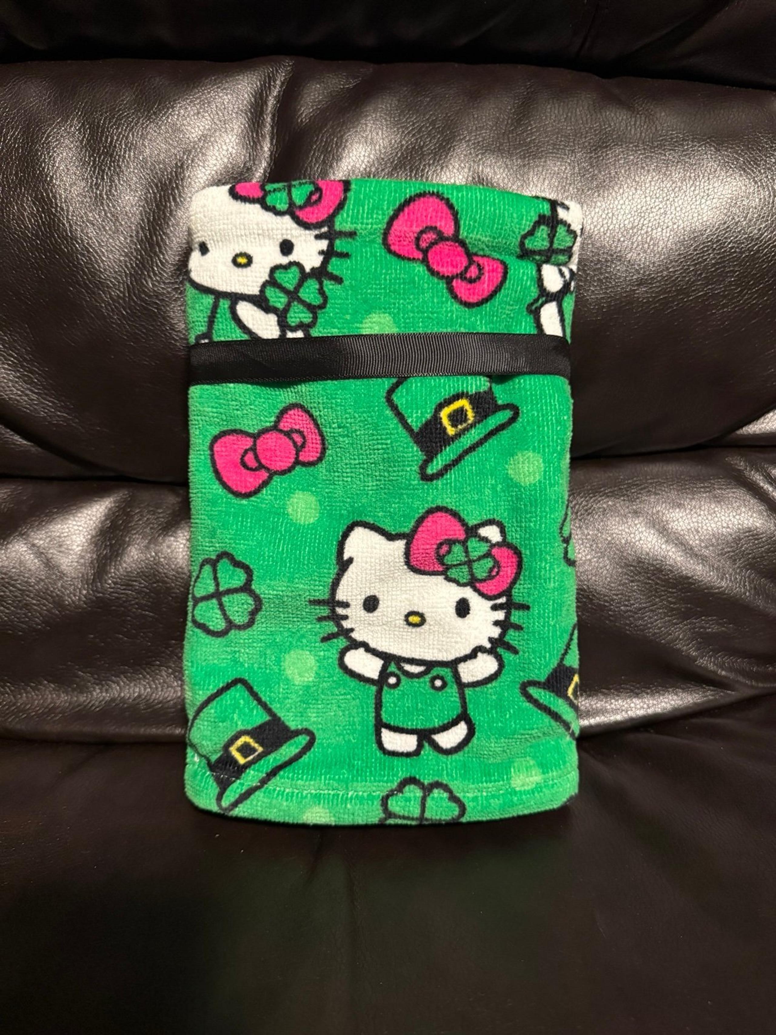 NWT Hello Kitty Green St Patrick's Day 2 Pack Hand Towels