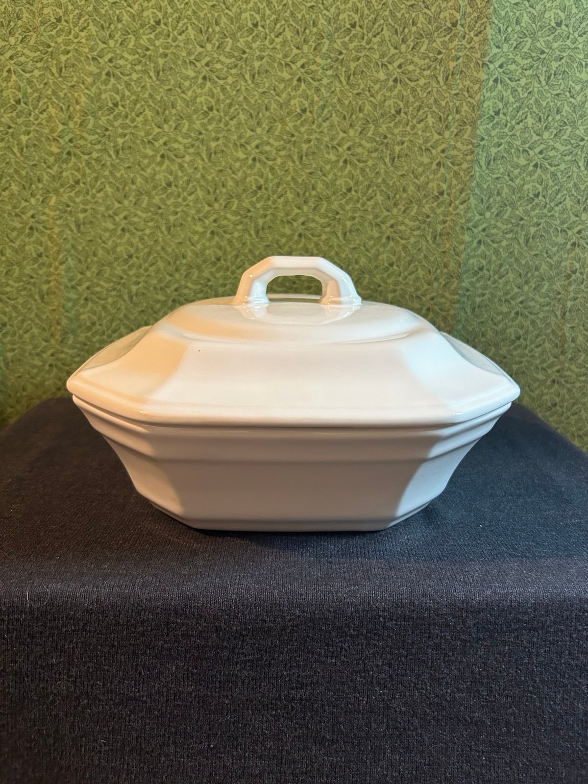 PFALTZGRAFF PROVIDENCE STONEWARE Covered Serving Dish Square White
