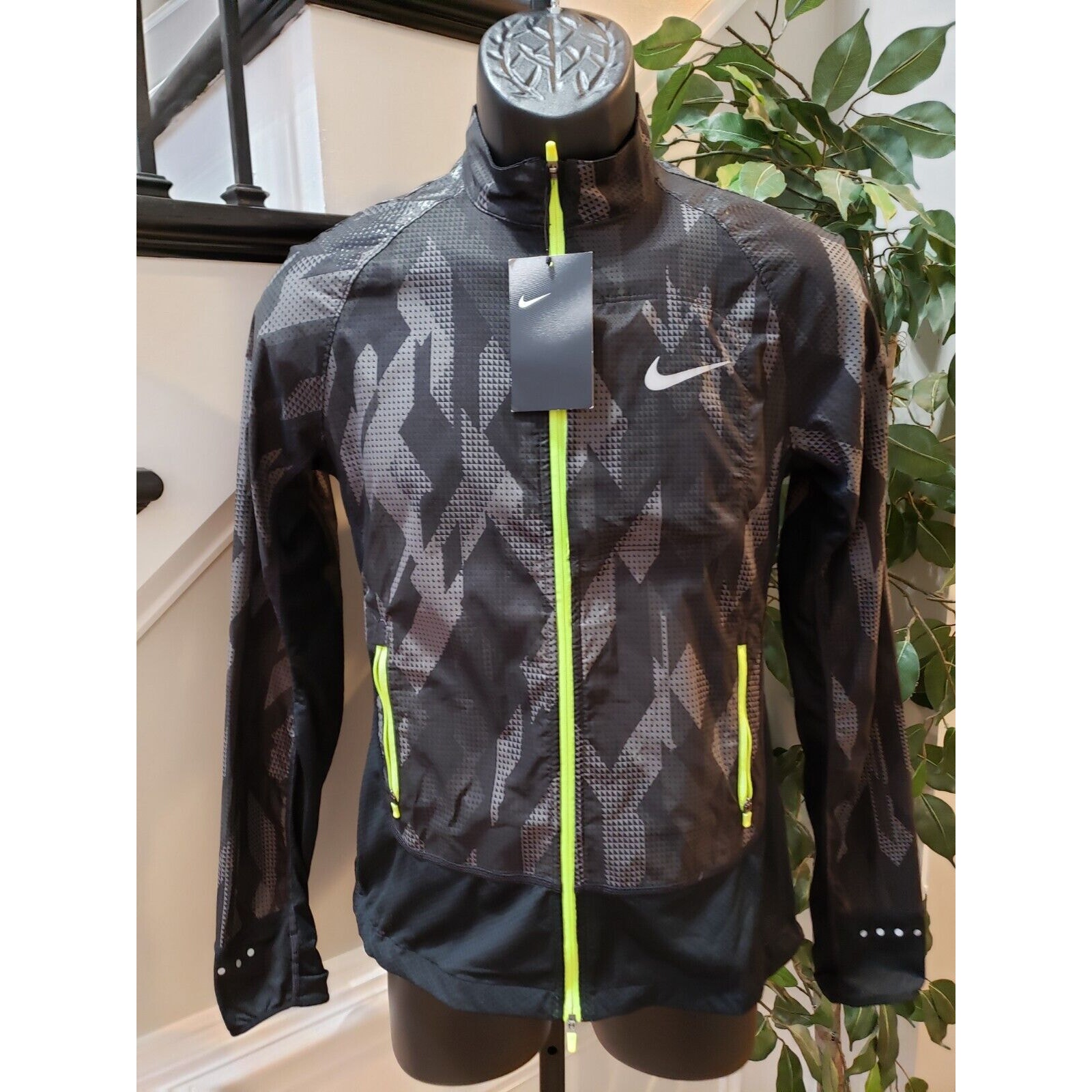 Nike Womens Black Volt Flex Running Trail Packable Full Zip Jacket Size Small