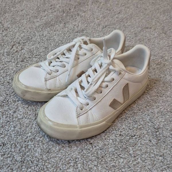 Veja Women's Campo Leather Sneakers Size 5