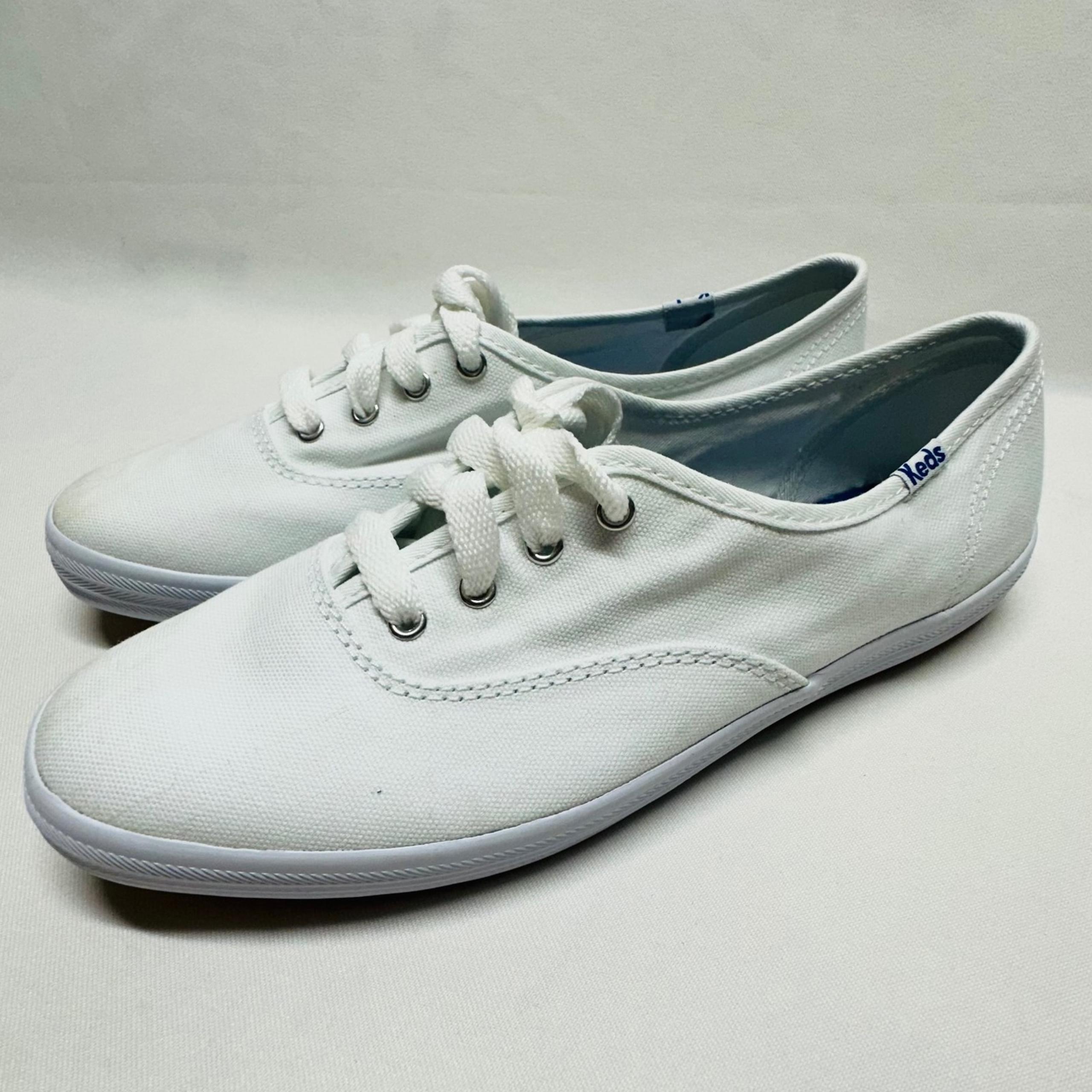 Keds Womens White Canvas Tennis Shoe Size 7 Ortholite *Not the Original Laces*