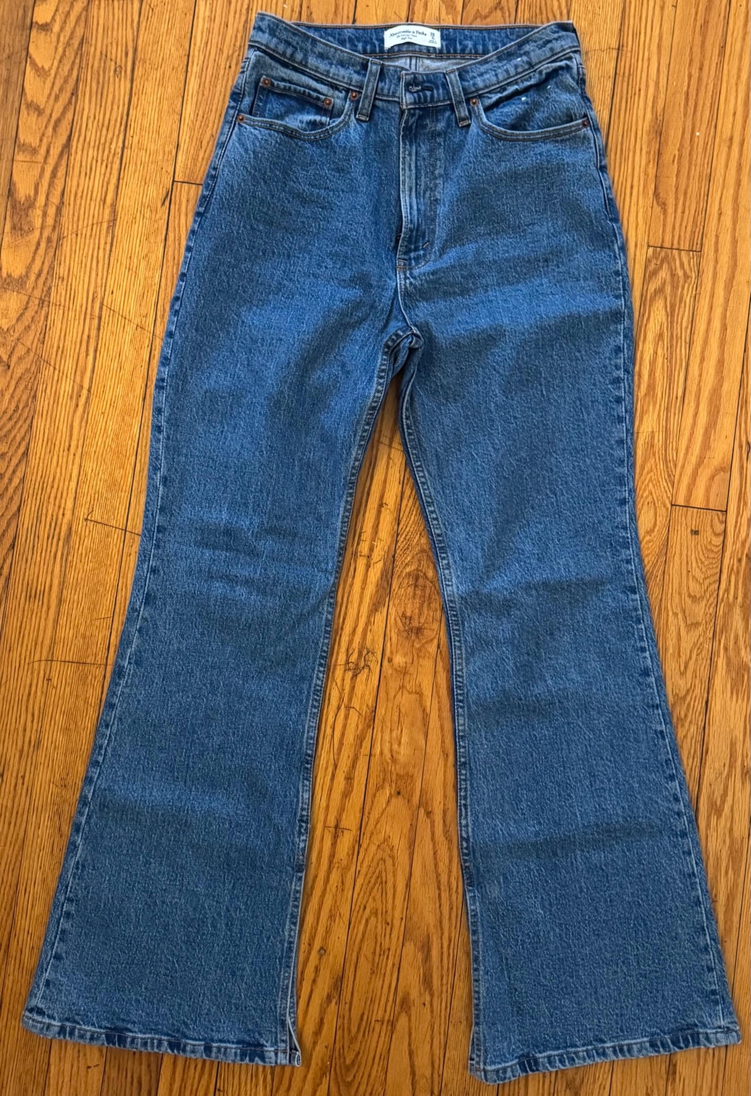 Women’s Abercrombie & Fitch High Rise Jeans