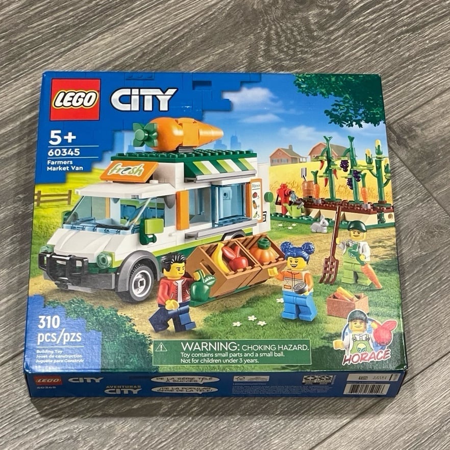 LEGO City 60345 Farmers’ Market Van AND Stand