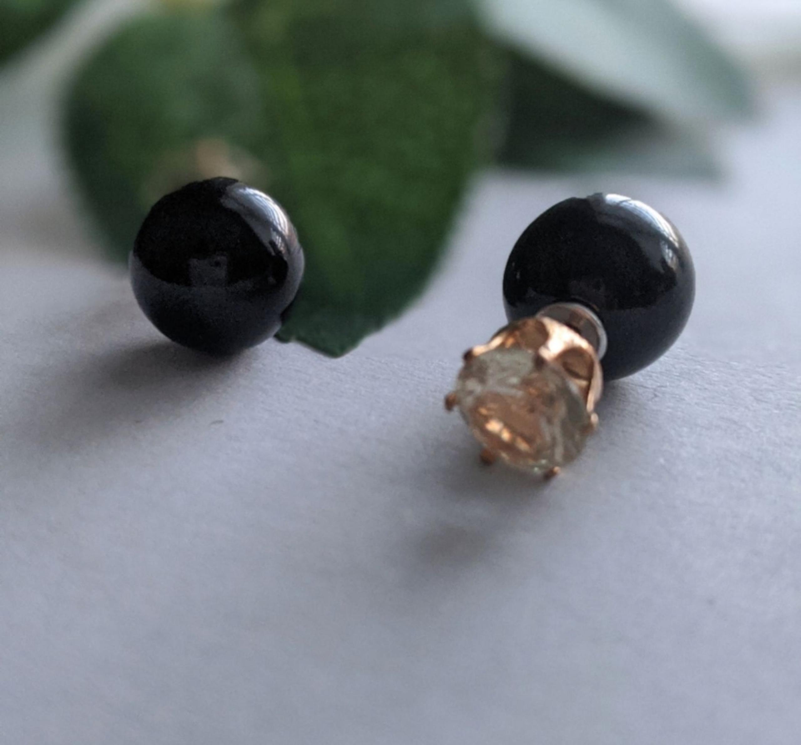 WILA Black and Diamond Earrings