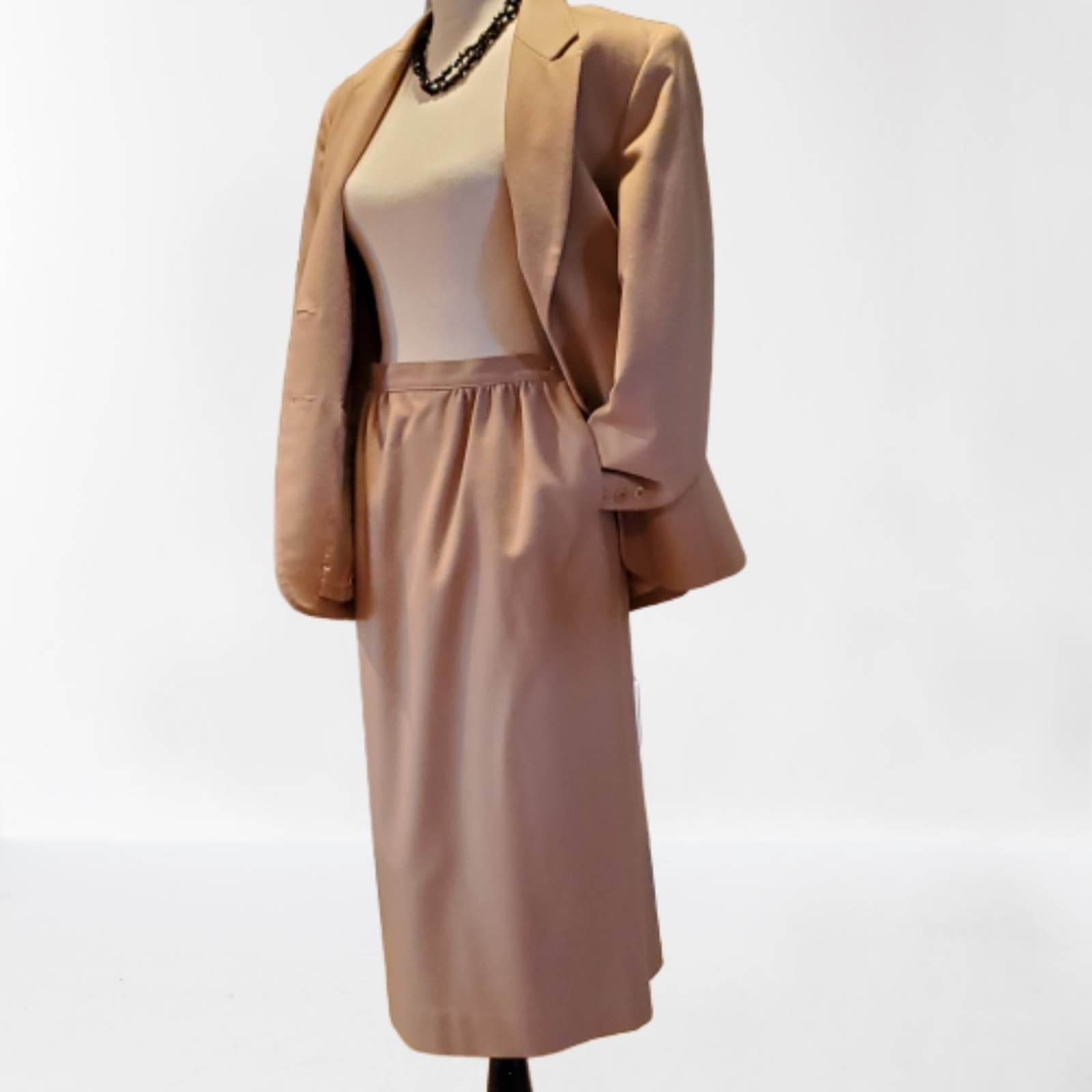 Pendleton Beige Wool Skirt Jacket Suit Career Wear Size 8