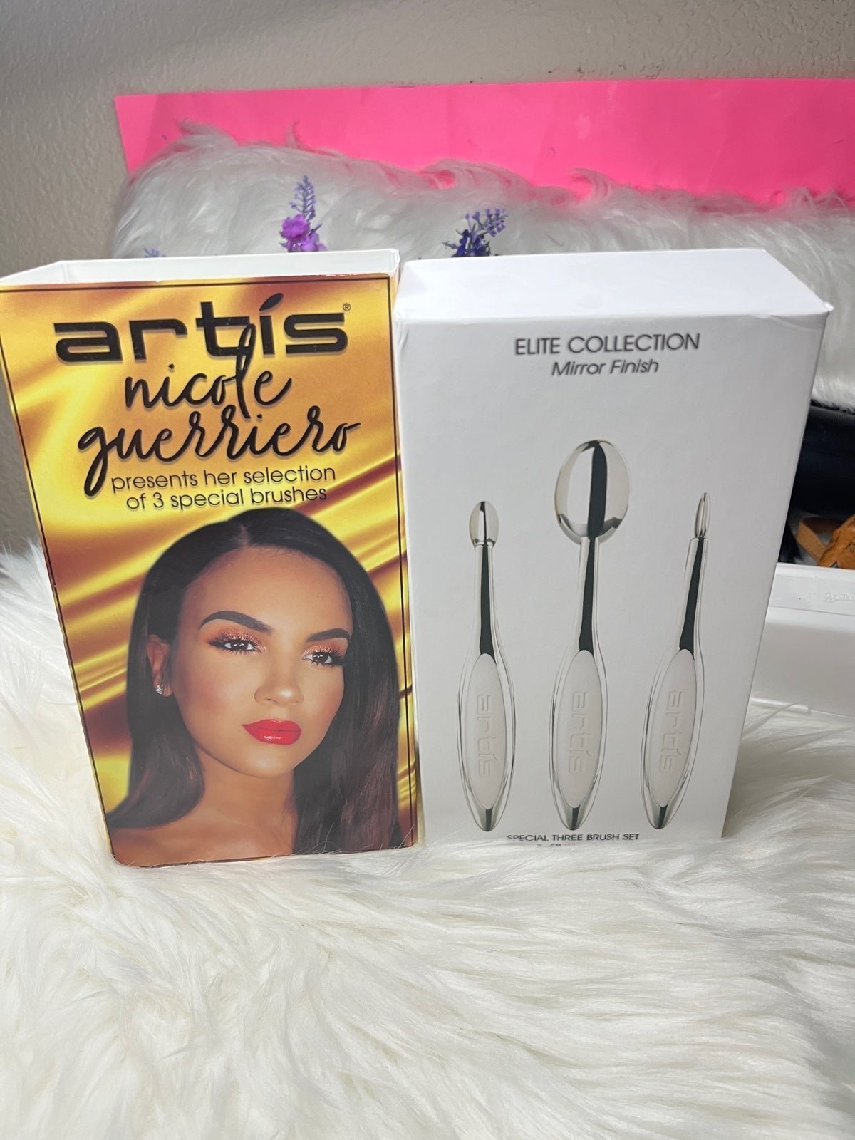 NEW Artis NICOLE GUERRIERO Brush Set (Limited Edition)