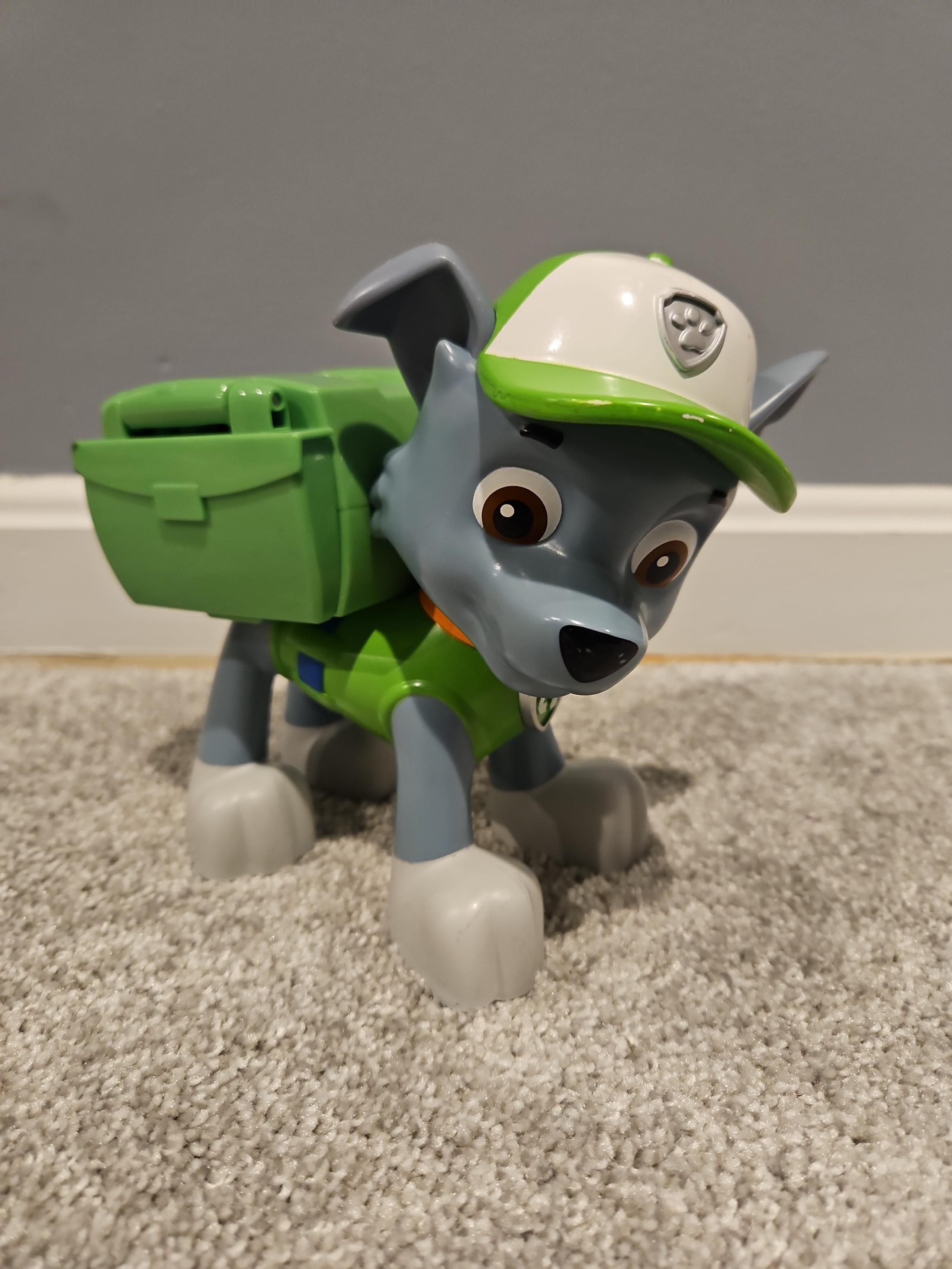 Paw Patrol Action Pack Pups Rocky Jumbo Dog Large 6" Figure