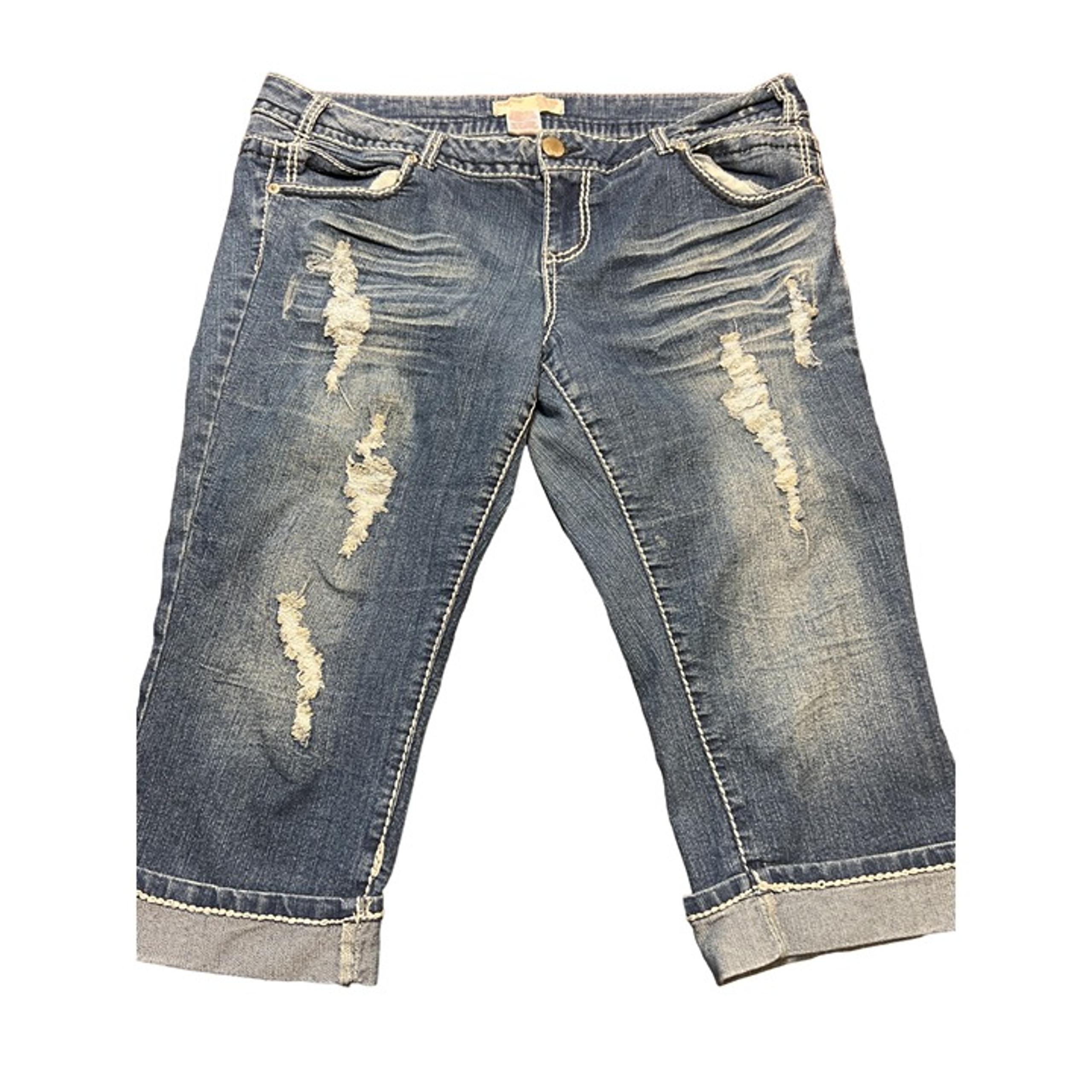 No Boundaries Cropped Denim Blue Jeans Distressed Cuffed Thick Stitching Sz 17