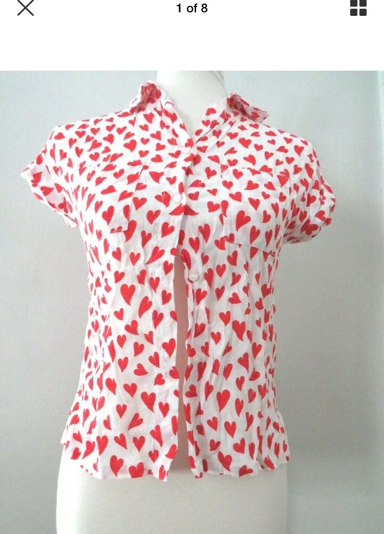 Beach Riot short sleeve heart shirt xs