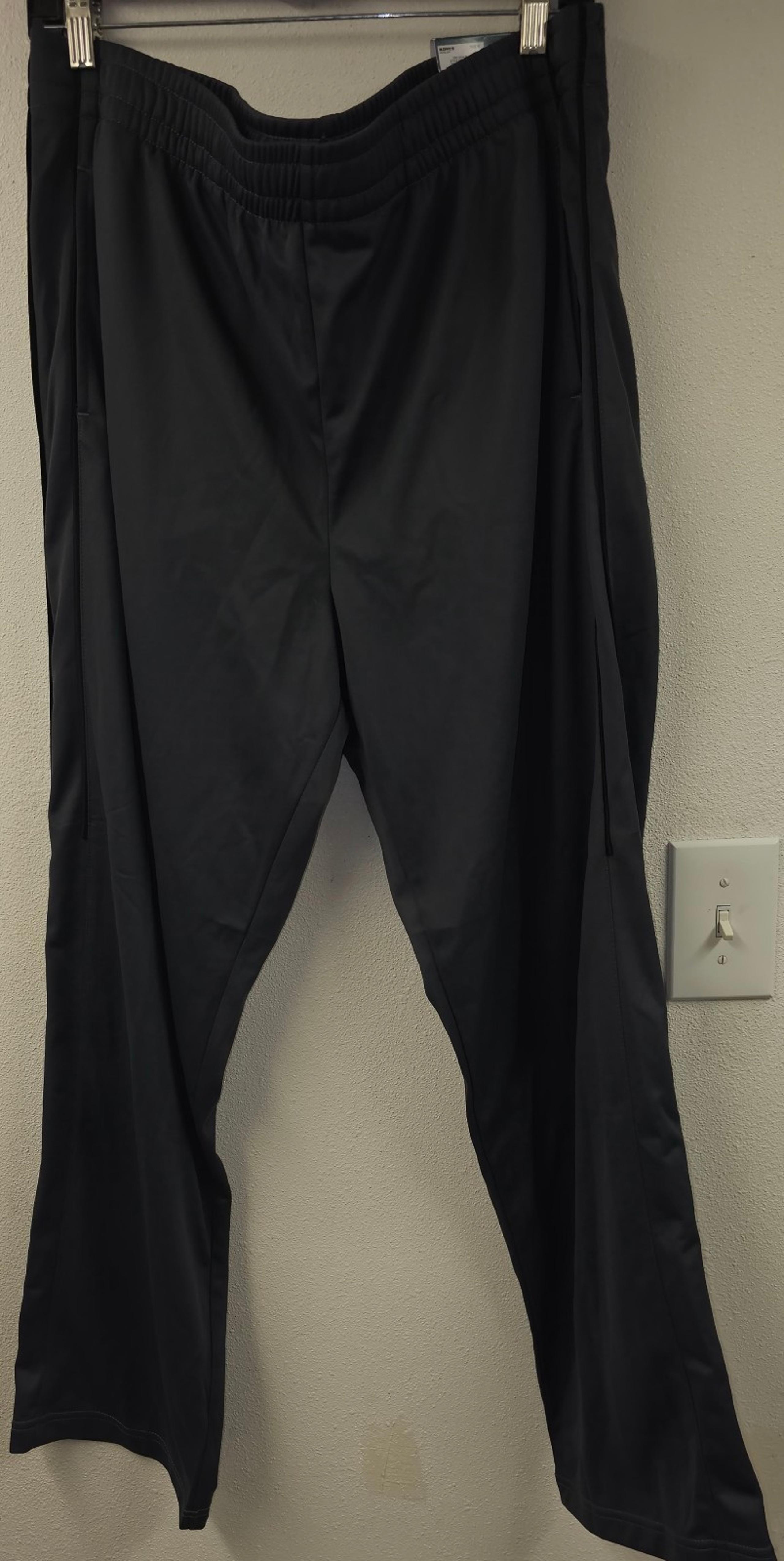 TEK GEAR MEN’S SWEATPANTS