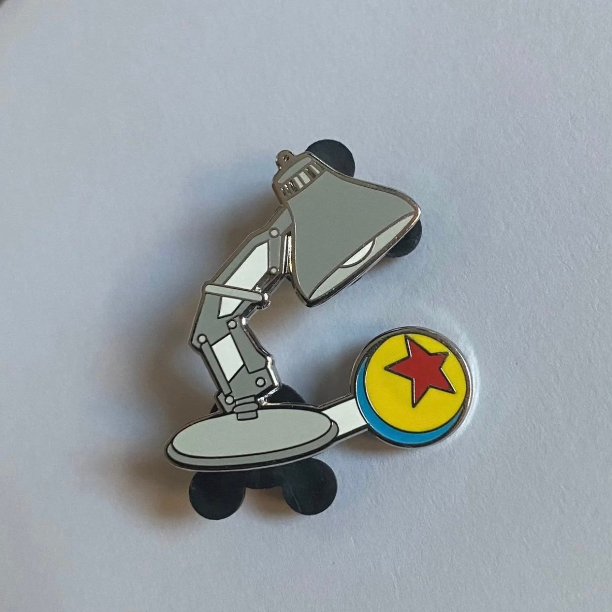 Pixar - Lamp Pin - Rare