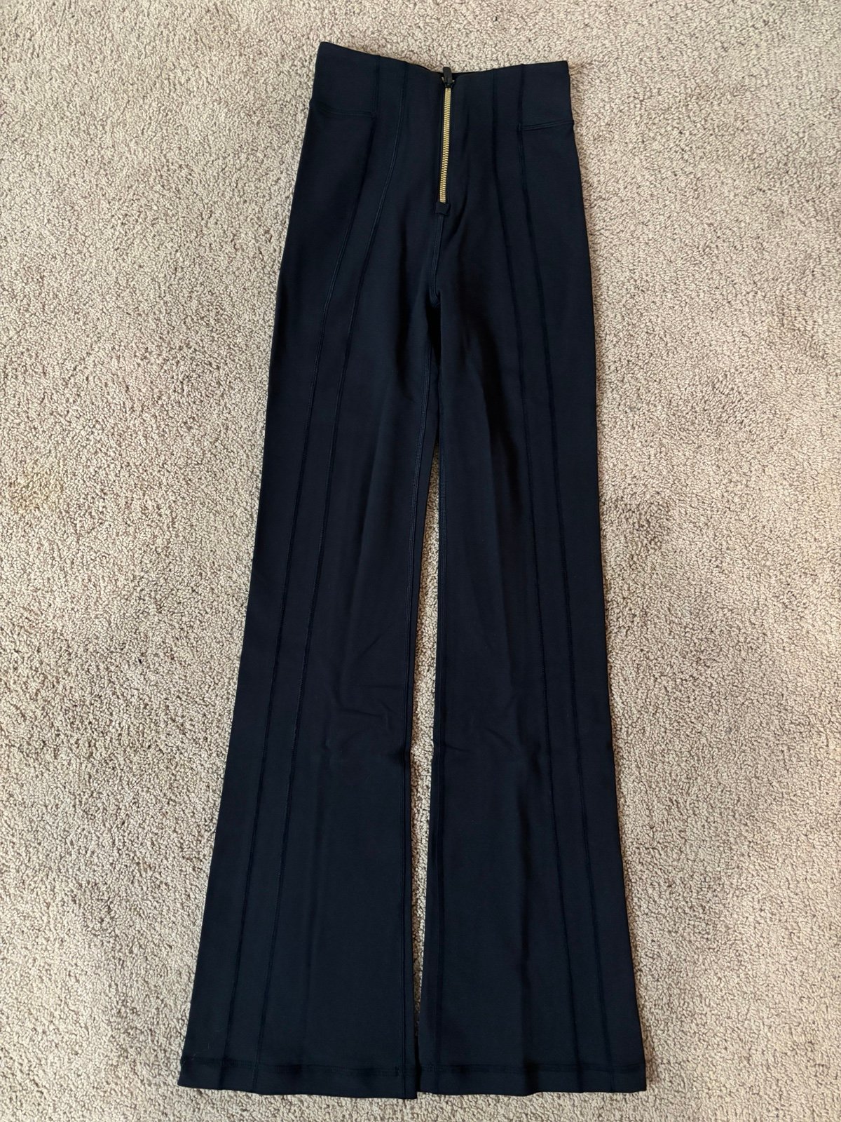 Lululemon define zip-front flare pant