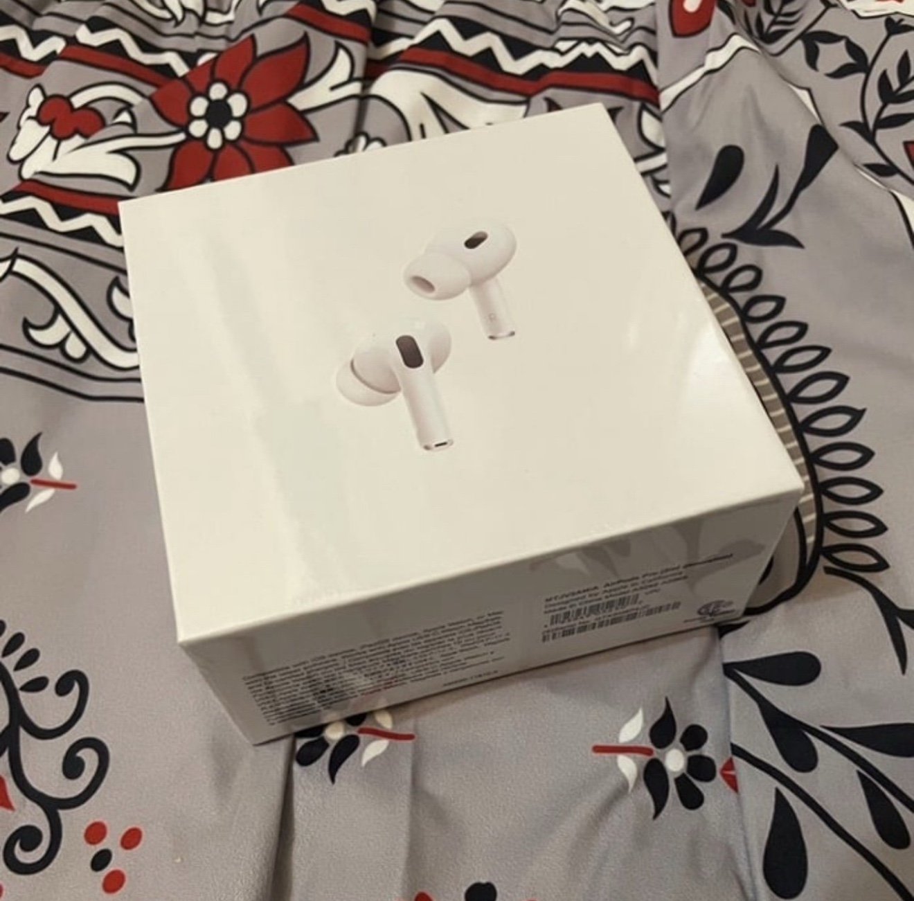 AirPods Pro 2nd Gen, WireLess Charging Case (Brand New Sealed)