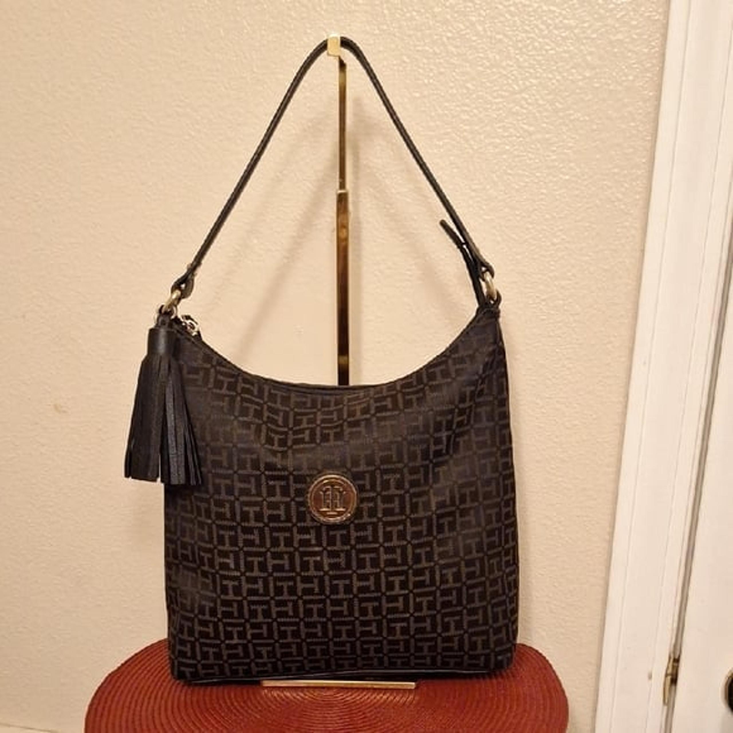 Tommy Hilfiger Shoulder Bag