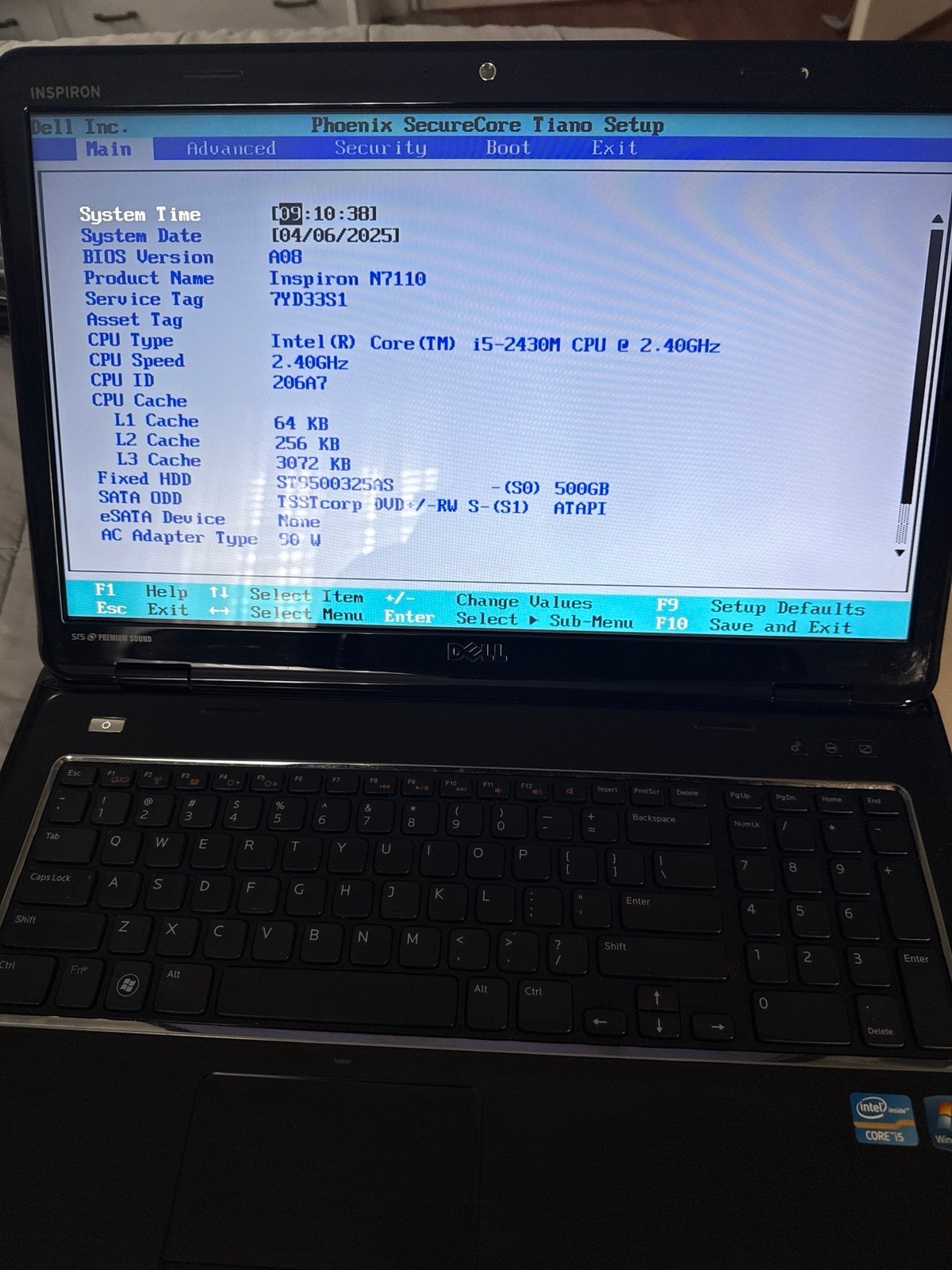 Laptop Dell Inspiron N7110