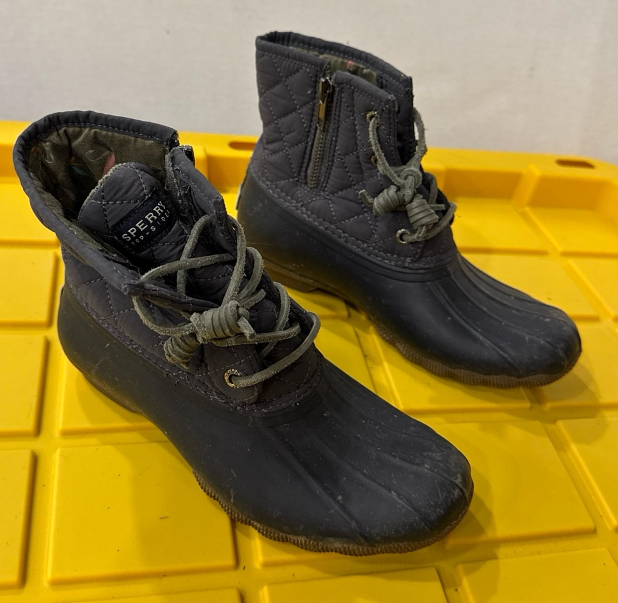 Sperry Waterproof Rubber Rain Snow Boots Dark Gray Women’s Size 5