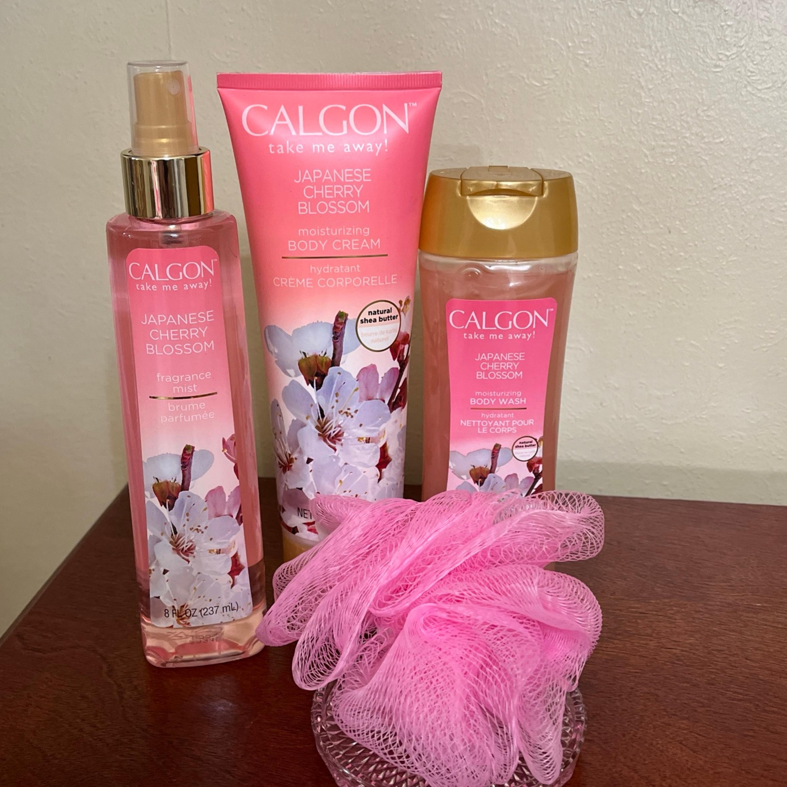 Take Me Away Japanese Cherry blossom body cream wash and fragrance mist - Calgon