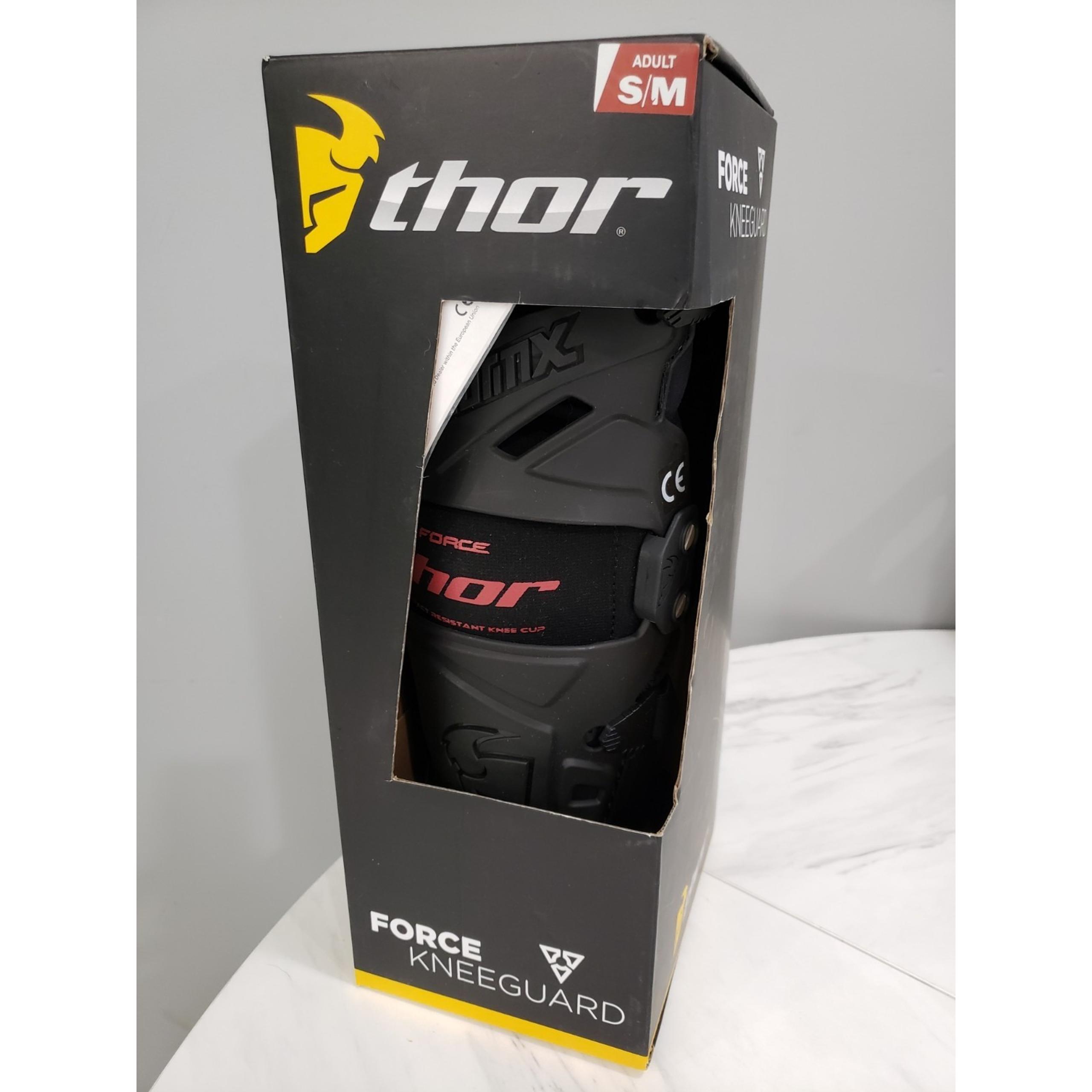 NEW Force Knee Guard ADULT SMALL MEDIUM Ultimate Motocross Gear P/N 2704-0118