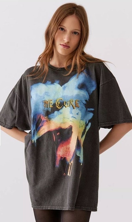 UO The Cure, Blink 182 , David Bowie Oversized T-shirt