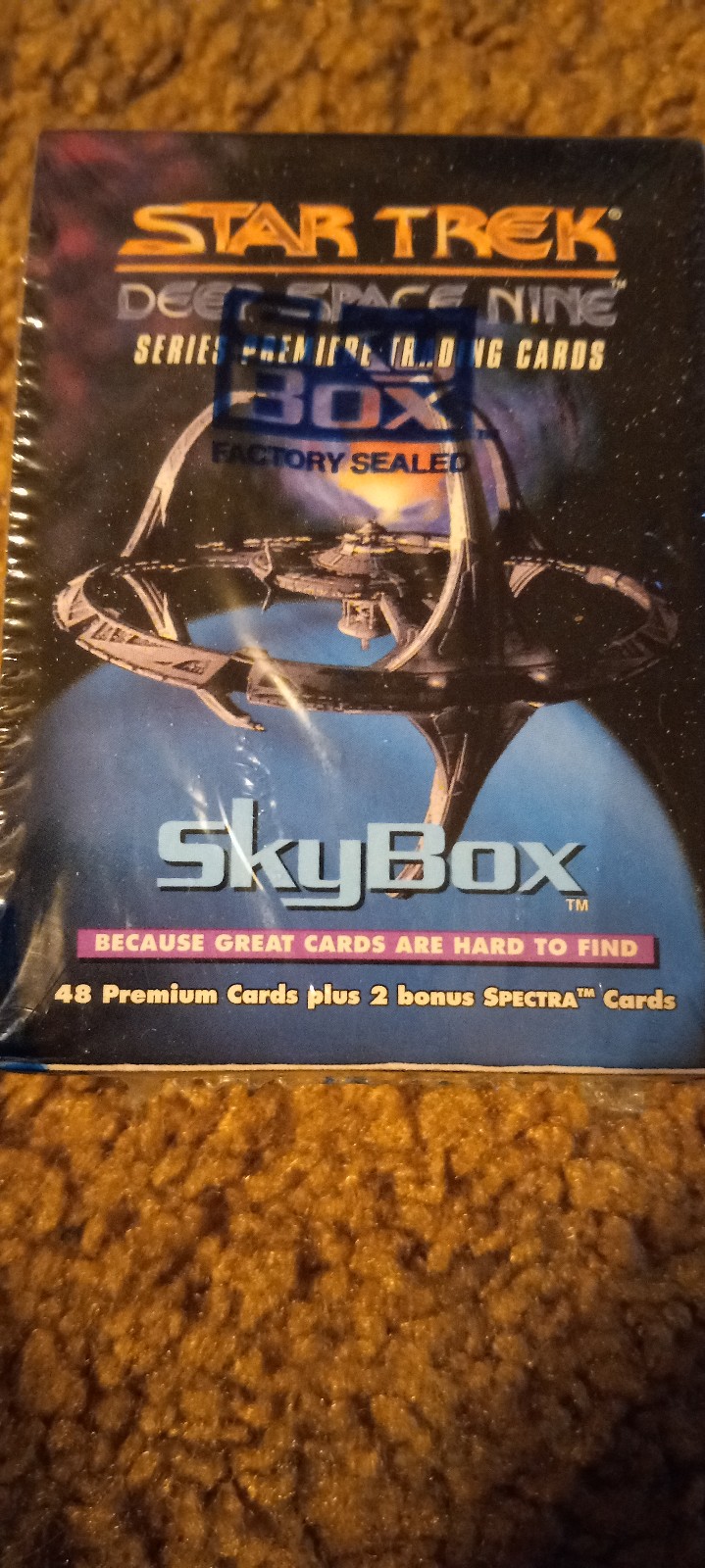 Star trek skybox deep space nine factory sealed 44 card sets with 2 bonus spectr