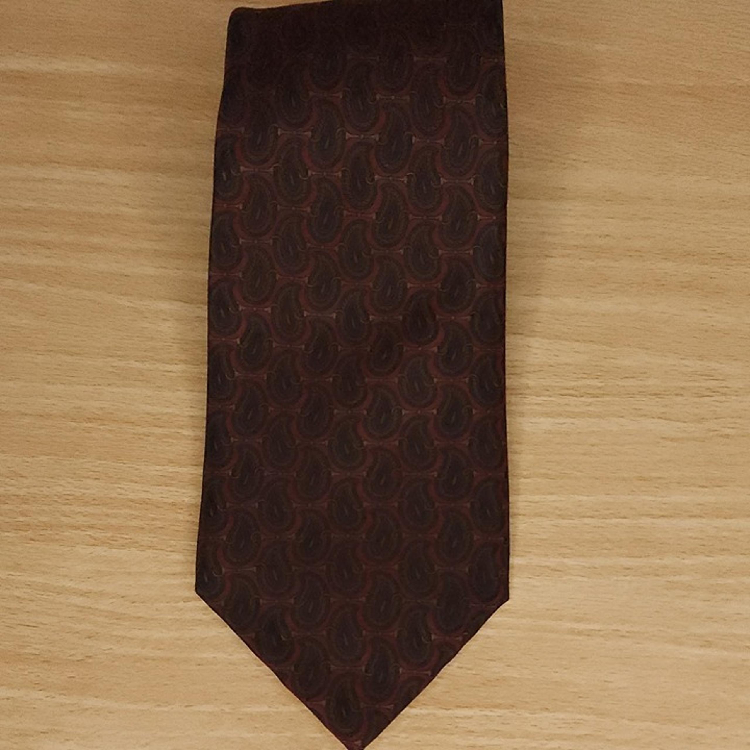 Tommy Hilfiger Maroon Grey Silk Necktie