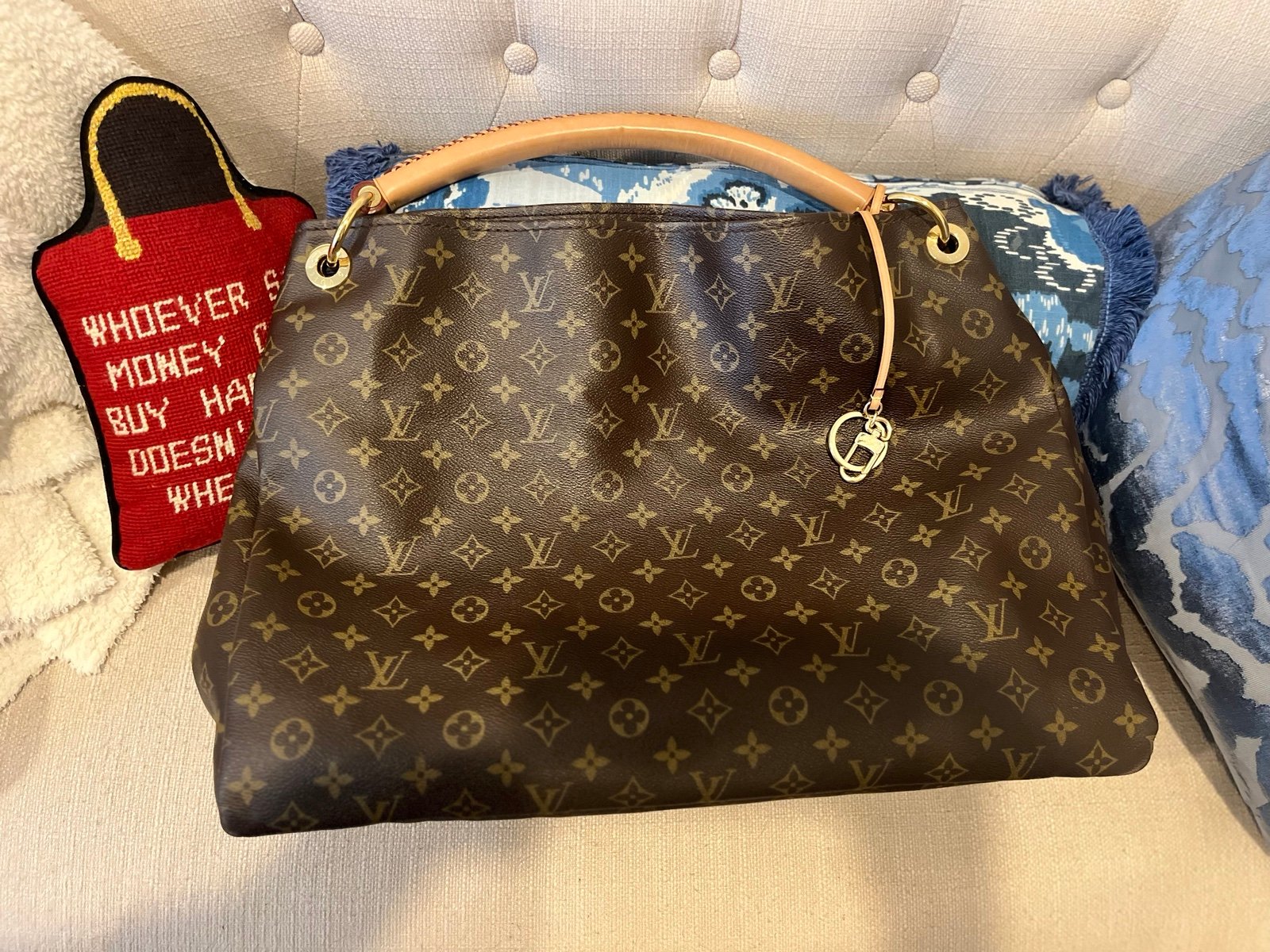 Louis Vuitton Artsy GM
