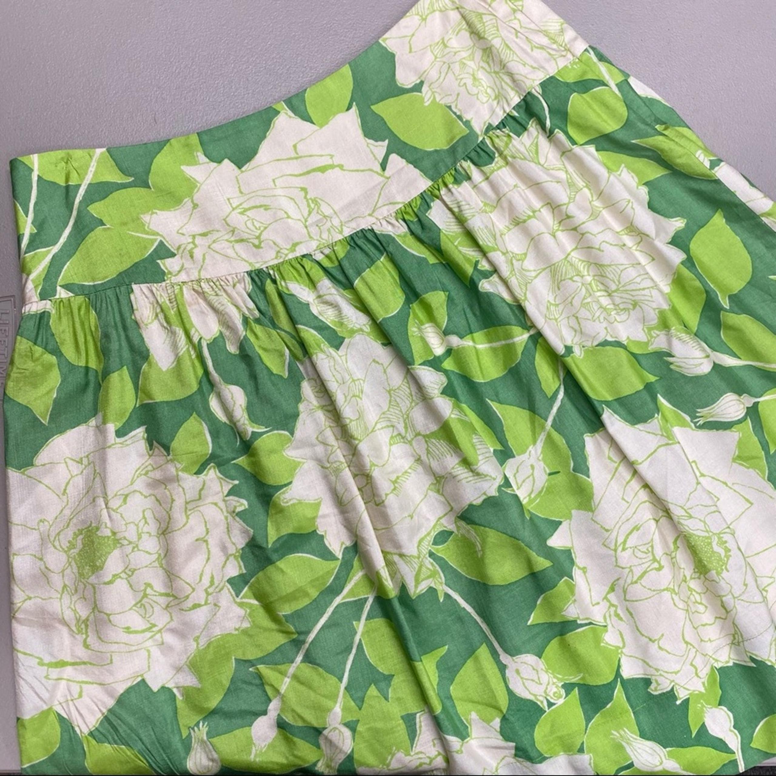 Trina Turk Floral Green Off White Skirt Lined 100% Silk Made in USA Size 8