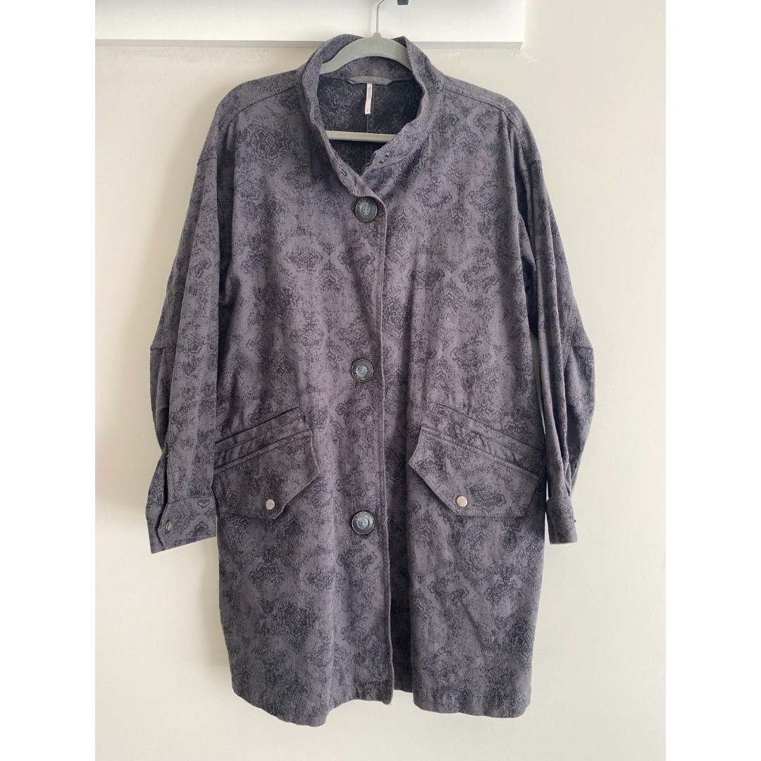 Free People Oversized Floral Jacket Size Small Black Gray Buttons Pockets