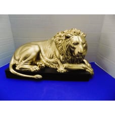 NEW Majestic Lion King Statue Figurine Wild Animal Gold Cat Leo