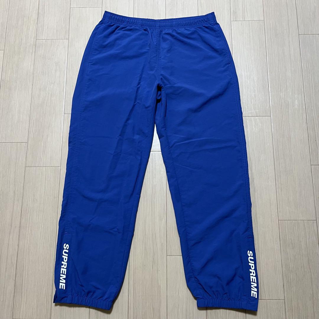 Supreme Warm Up Pant, size S.