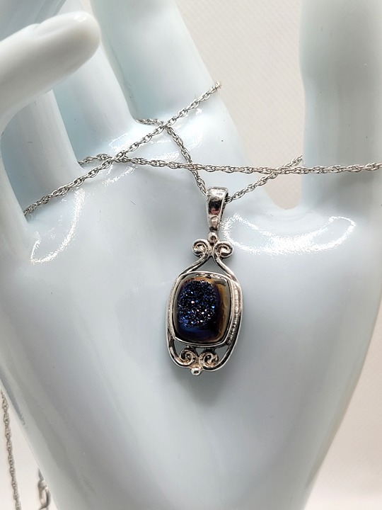 Sajen Natural Blue Sapphire Druzy Pendant Necklace 925 Sterling Silver 16