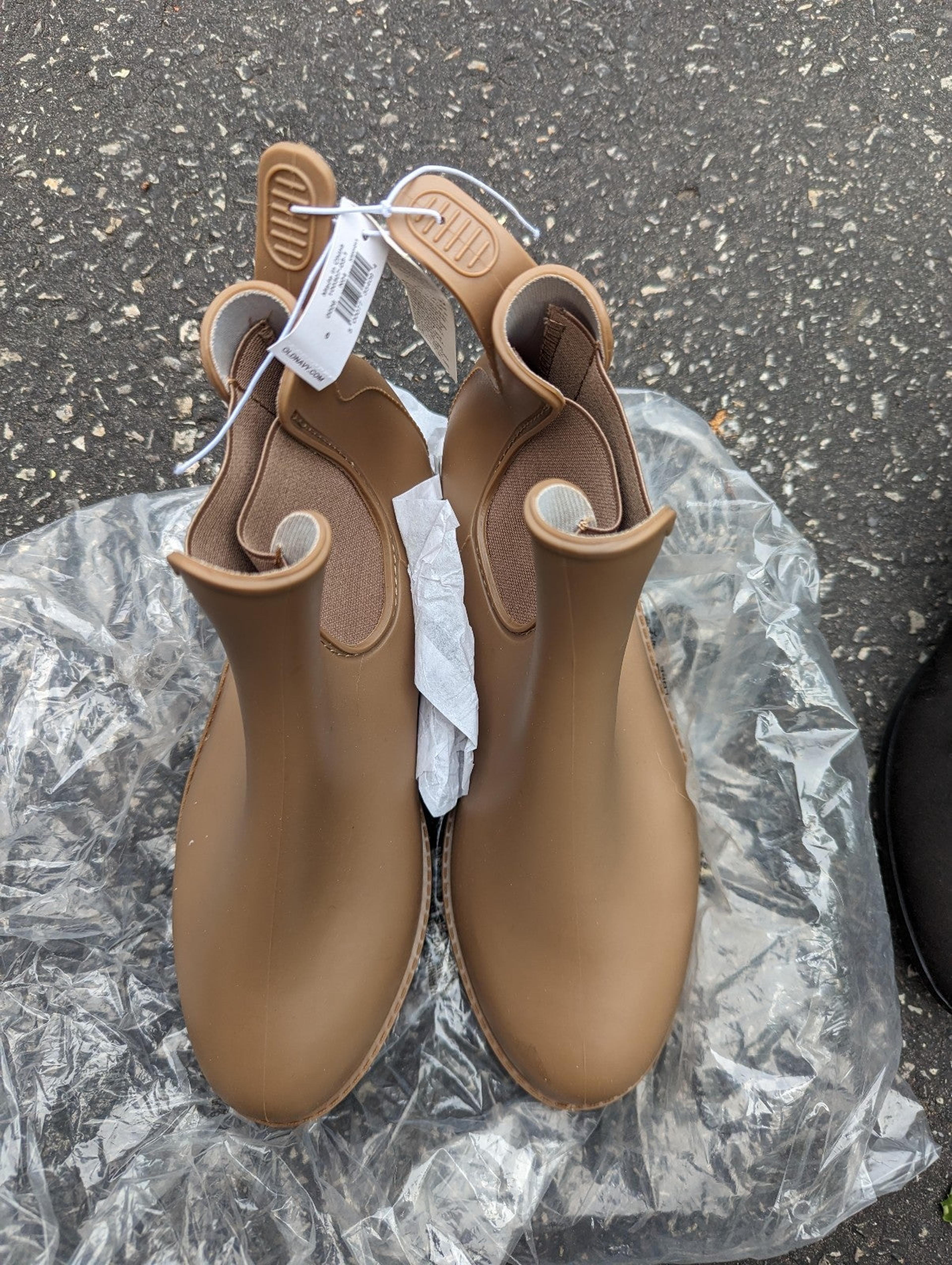 Old navy rain boots womens Clearance
