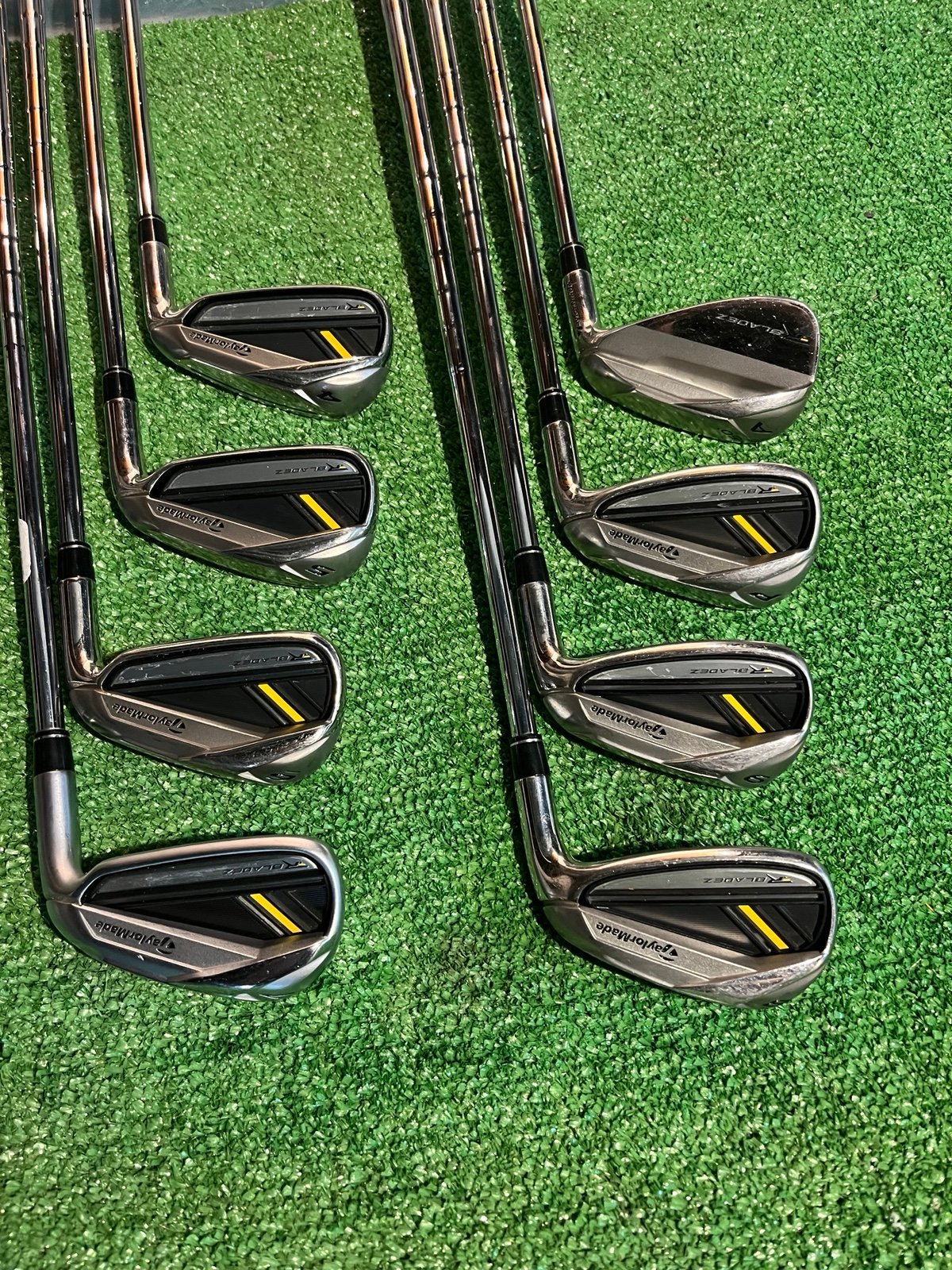 Taylormade Rbladez irons