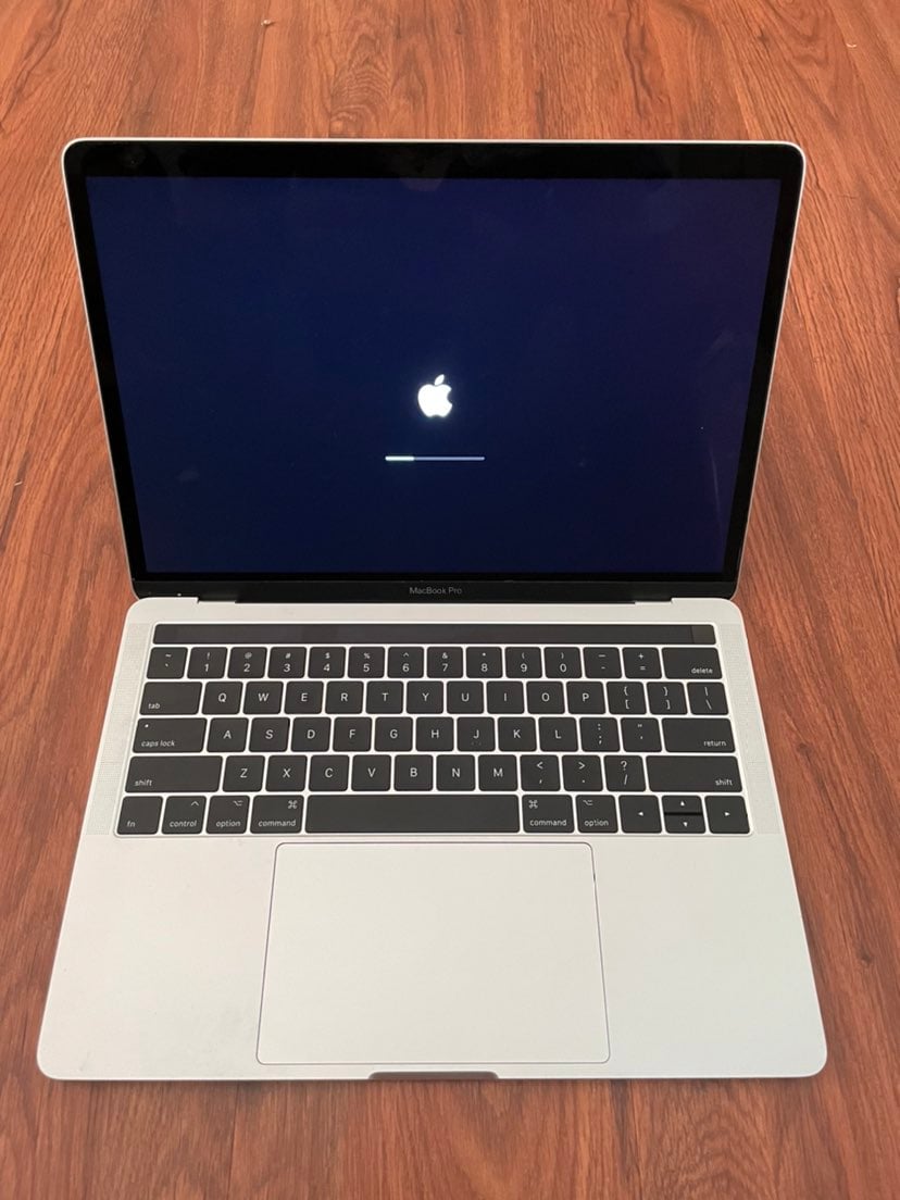 （美品）A2159 MacBook Pro シルバー タッチバー 61F99gFWolL._UF350,350_QL50_.jpg