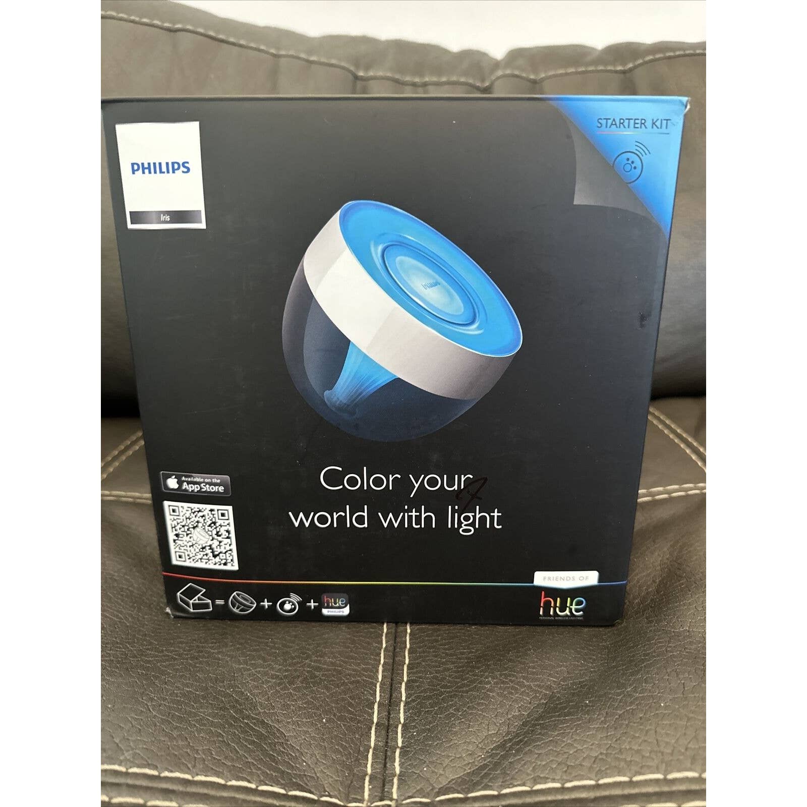 Philips Friends of Hue Iris Table Lamp Starter Kit White 71996 - Used In Box