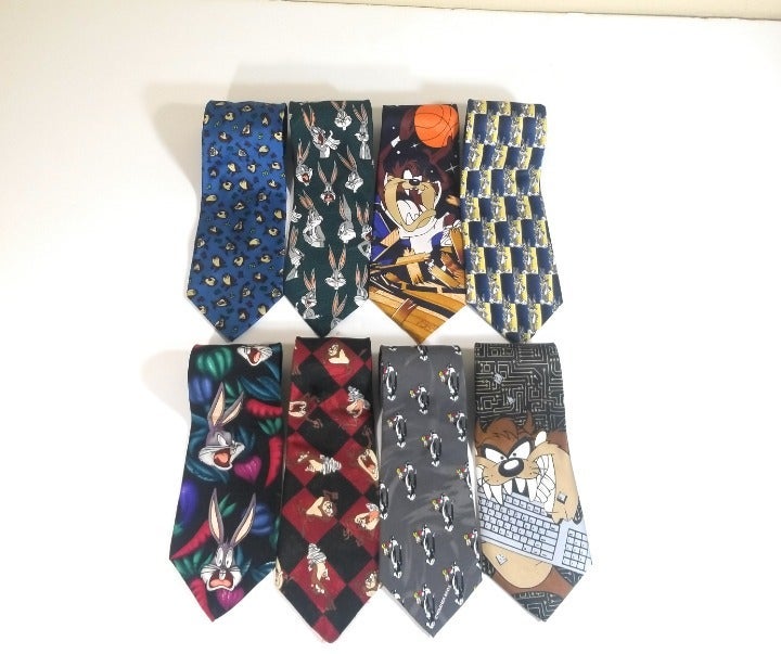 8 Looney Tunes Fun Novelty Cartoon Tie