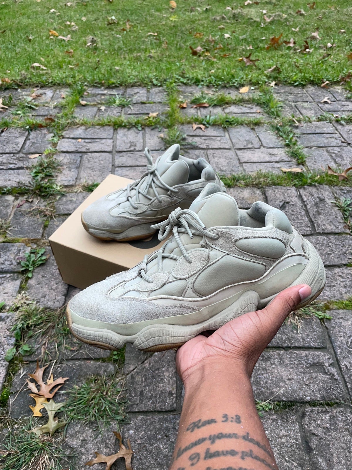 Yeezy 500 Stone Size 10.5