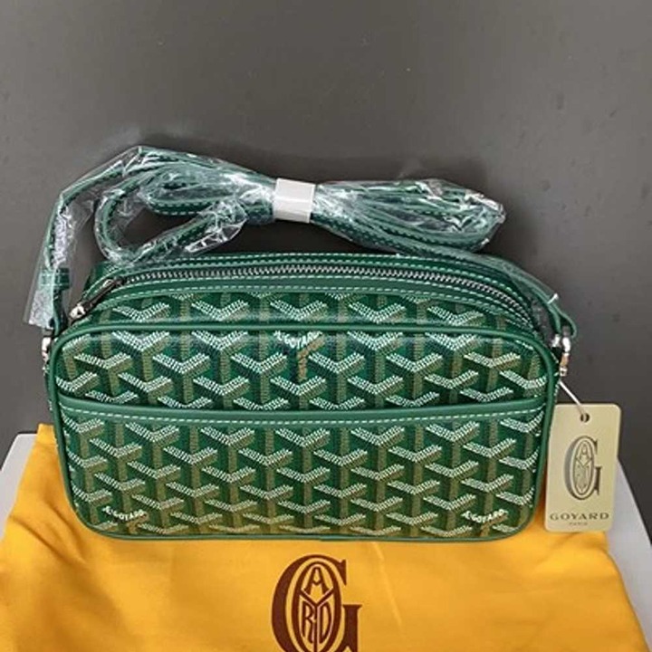 Cap Vert PM crossbody bag
