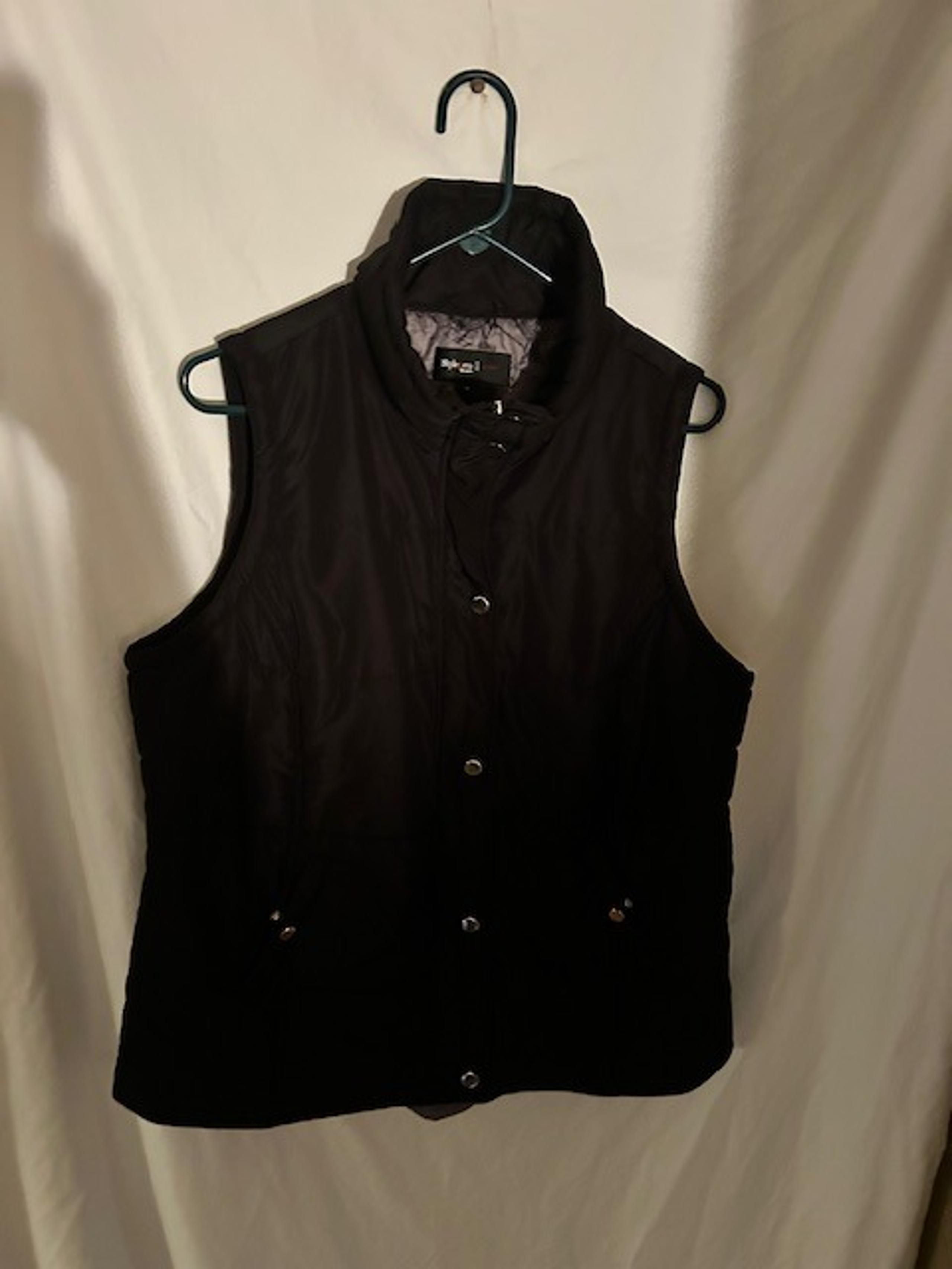 Style & Co Black Sleeveless Zip Up Puffy Vest Women's Size 1X