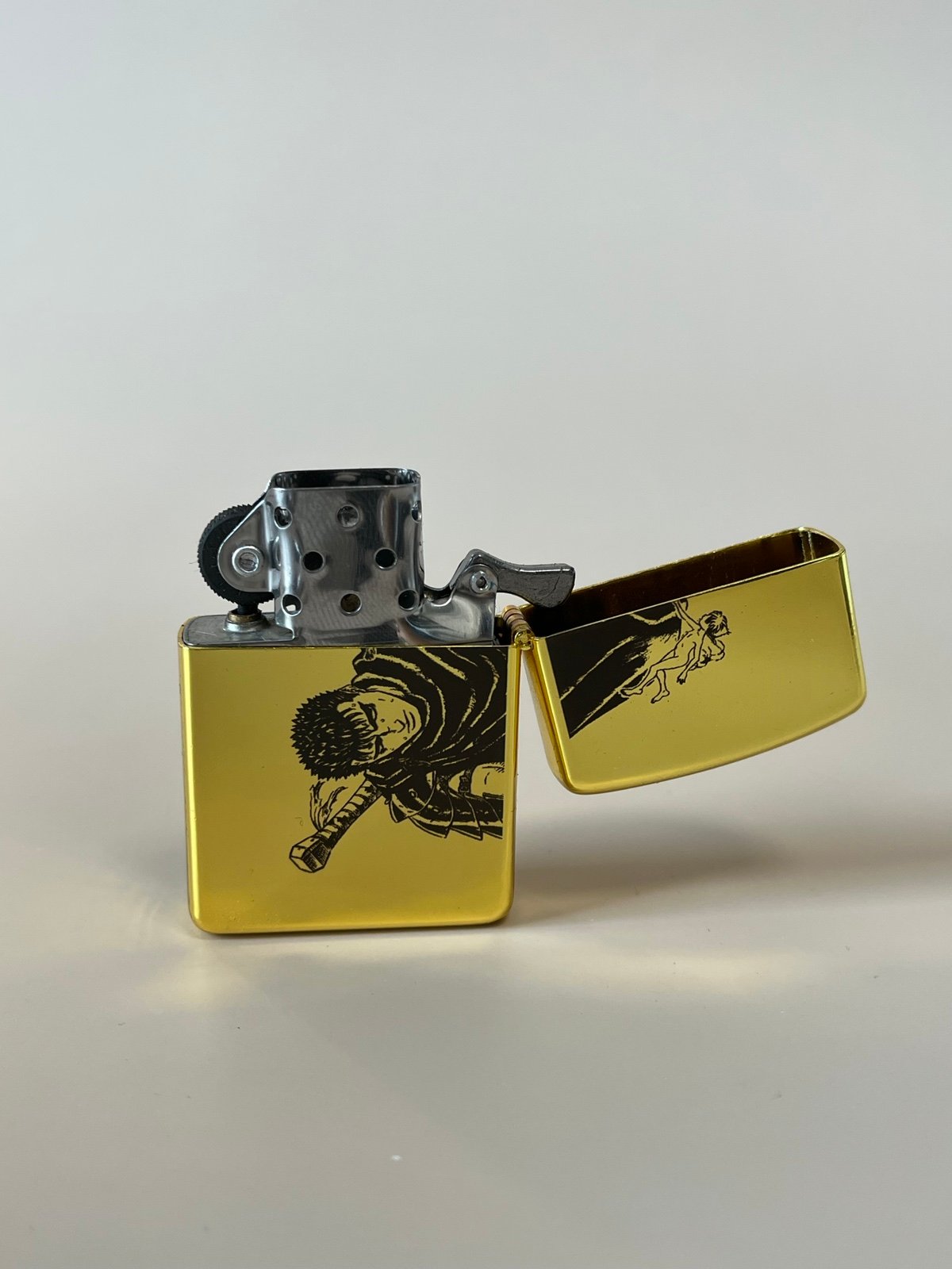 Engraved Guts/Berserk Lighter Case - Gold/Silver