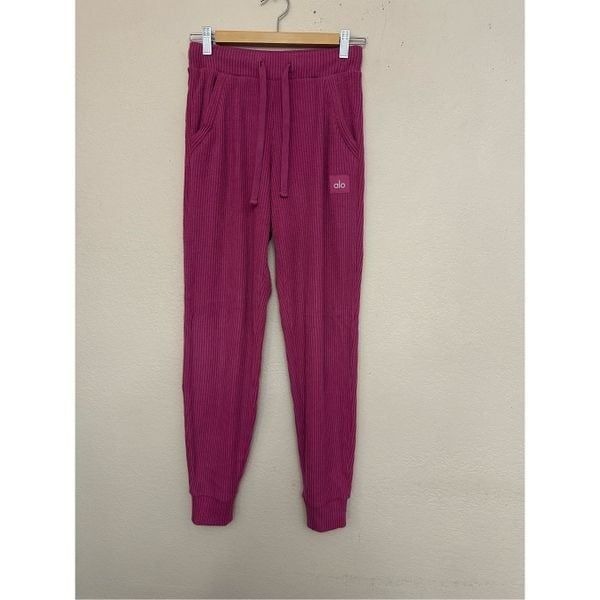 ALO YOGA Muse Sweatpant - Raspberry Sorbet Size: xxs
